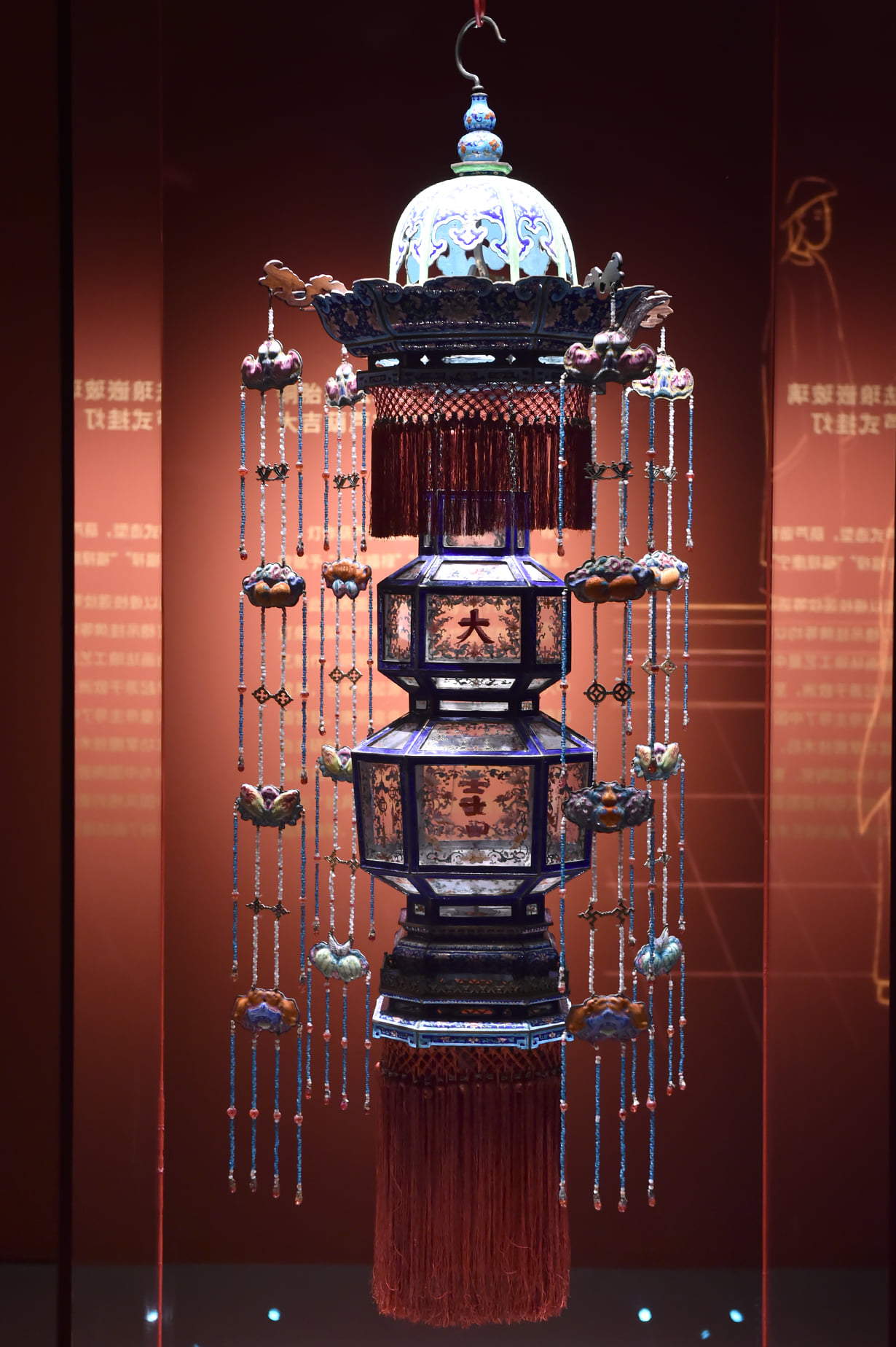 Youth China - The century-old palace lanterns made their... | Facebook