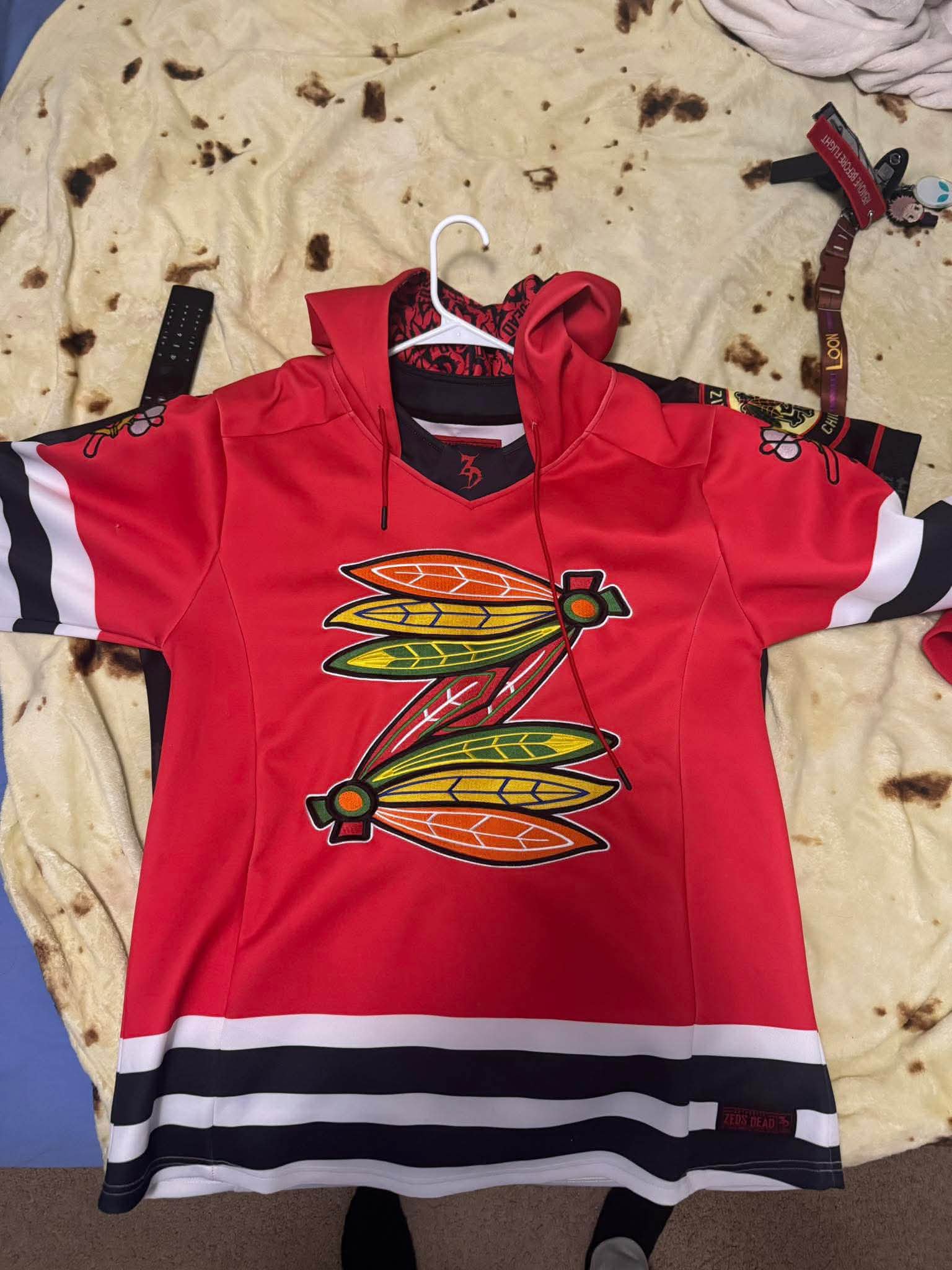 blackhawks jersey dress Where to buy EDM hockey jerseys near Denver? oversized jersey outfit