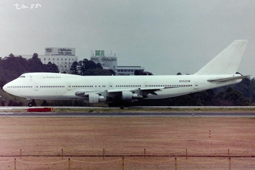 Japan Airlines - JAL Reso`cha Boeing 747-346SR JA8184 cn: 23968