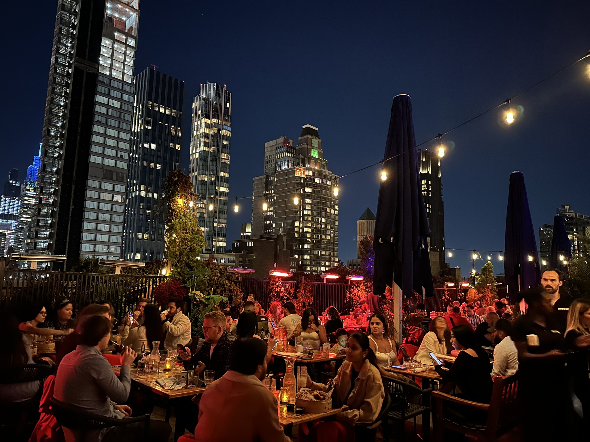Visiting 230 Fifth rooftop bar in NYC