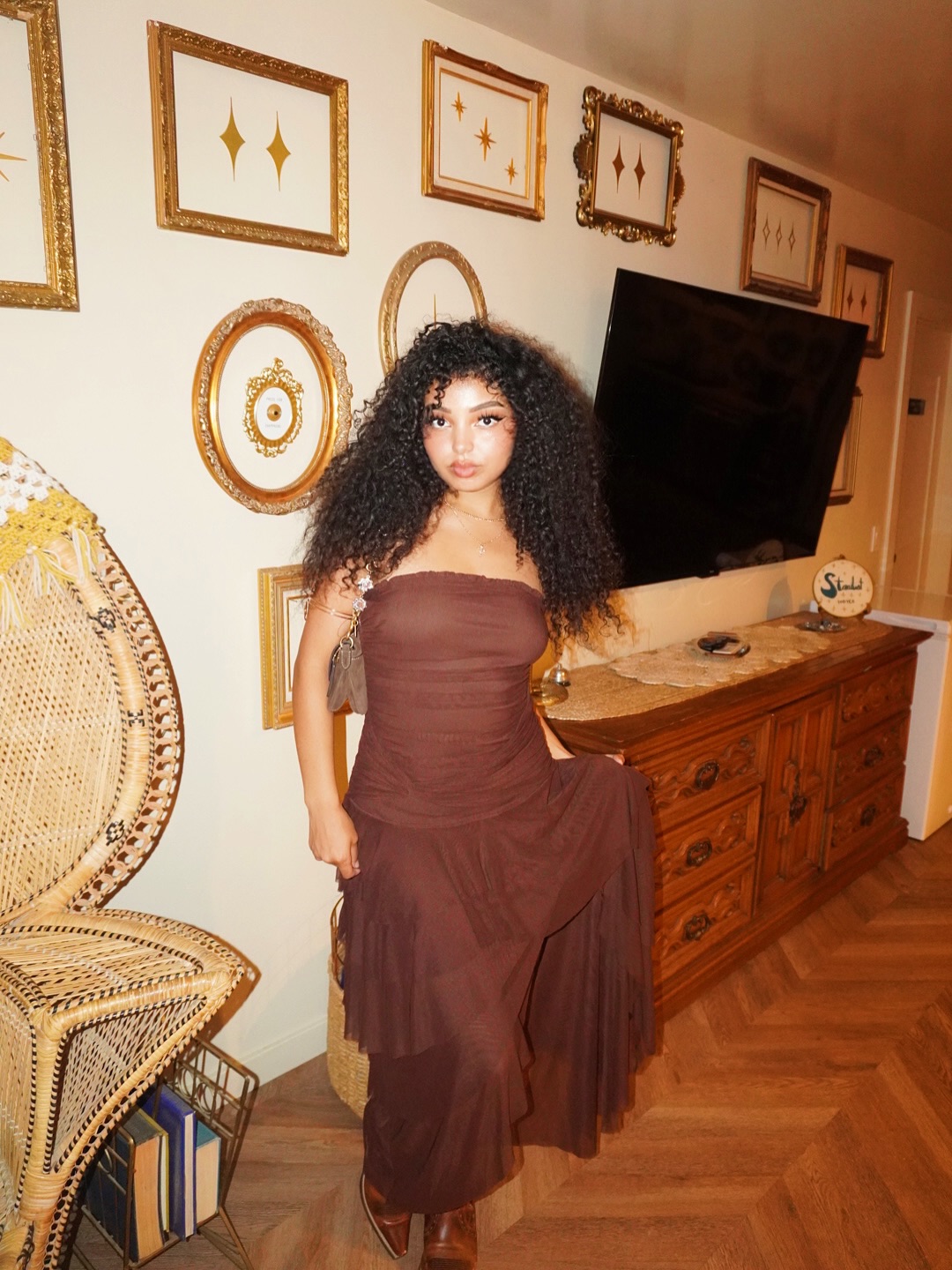 Timeless energy 🤎💫✨ Dress - Urban Outfitters Purse