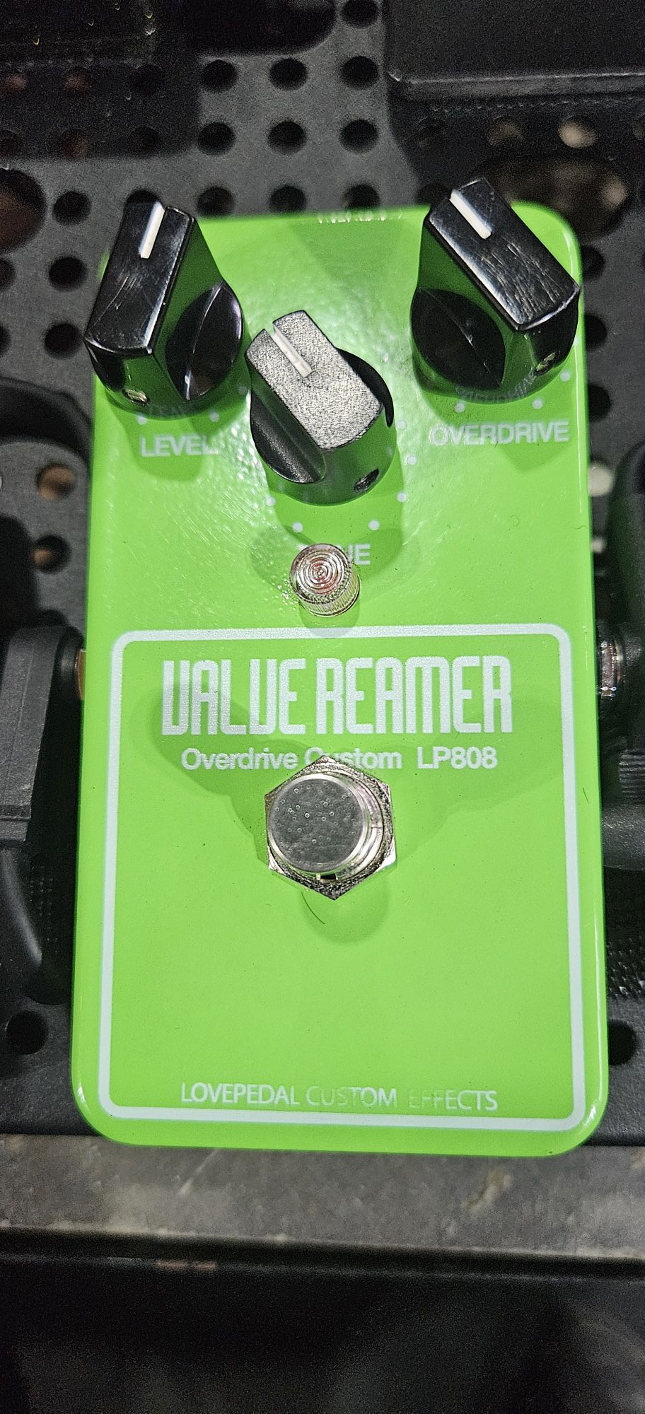Is the green Value Reamer Overdrive Custom LP808 pedal still in