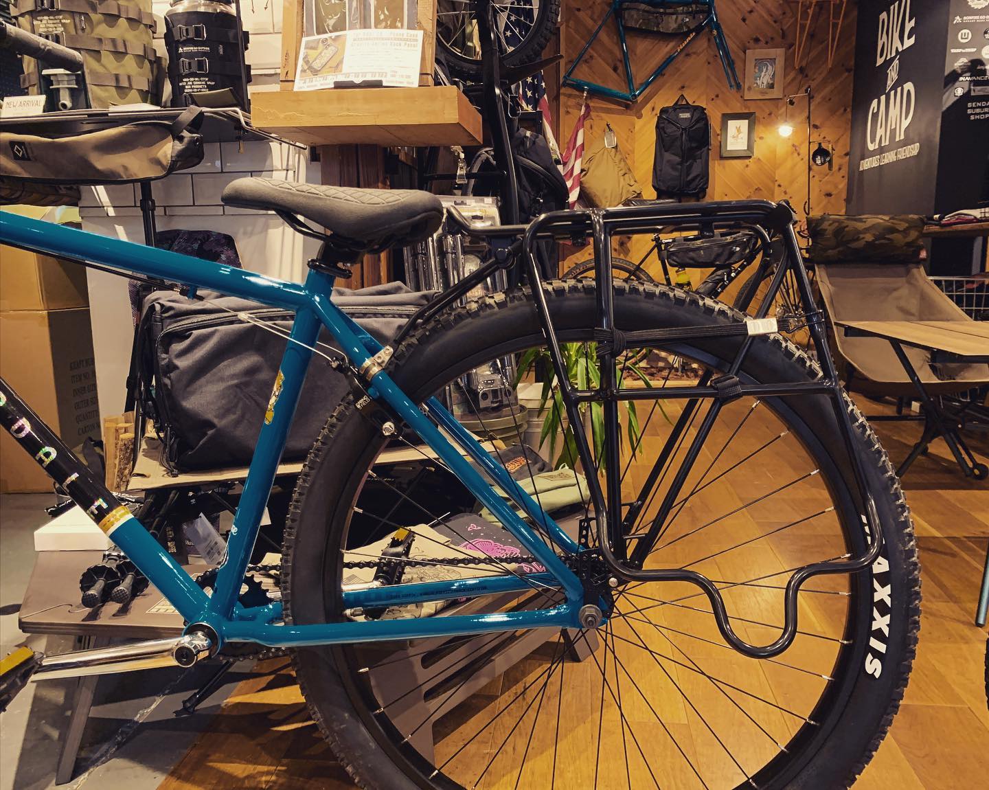 自転車 スケボー ラック Cruise - FAIRDALE TAJにも スケボーラック 