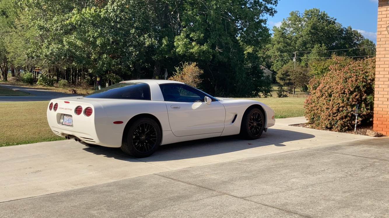 2002 Chevrolet Corvette · Coupe 2D Cars & Trucks Icard, North