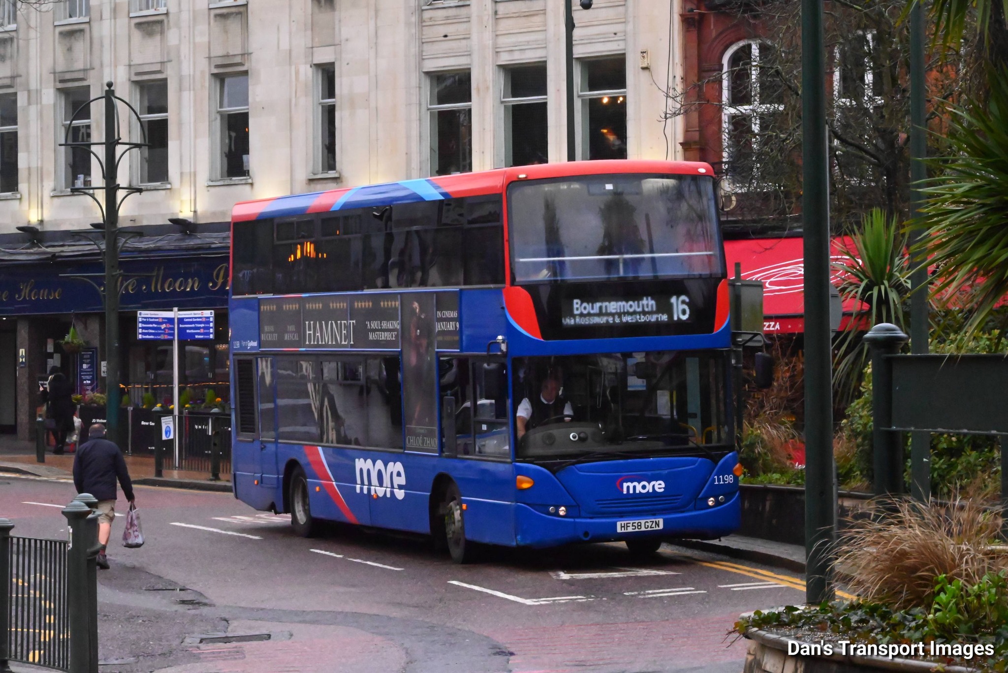 Go South Coast Morebus Scania N230UD/Scania Omnicity 1198 (HF58