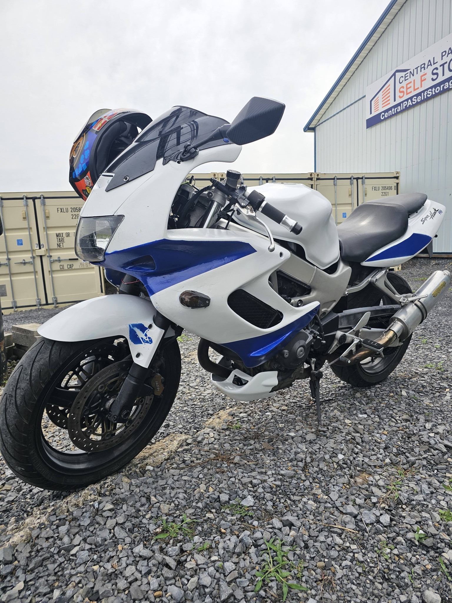おね~ Works great. Tons of power. No issues. Excellent sport touring