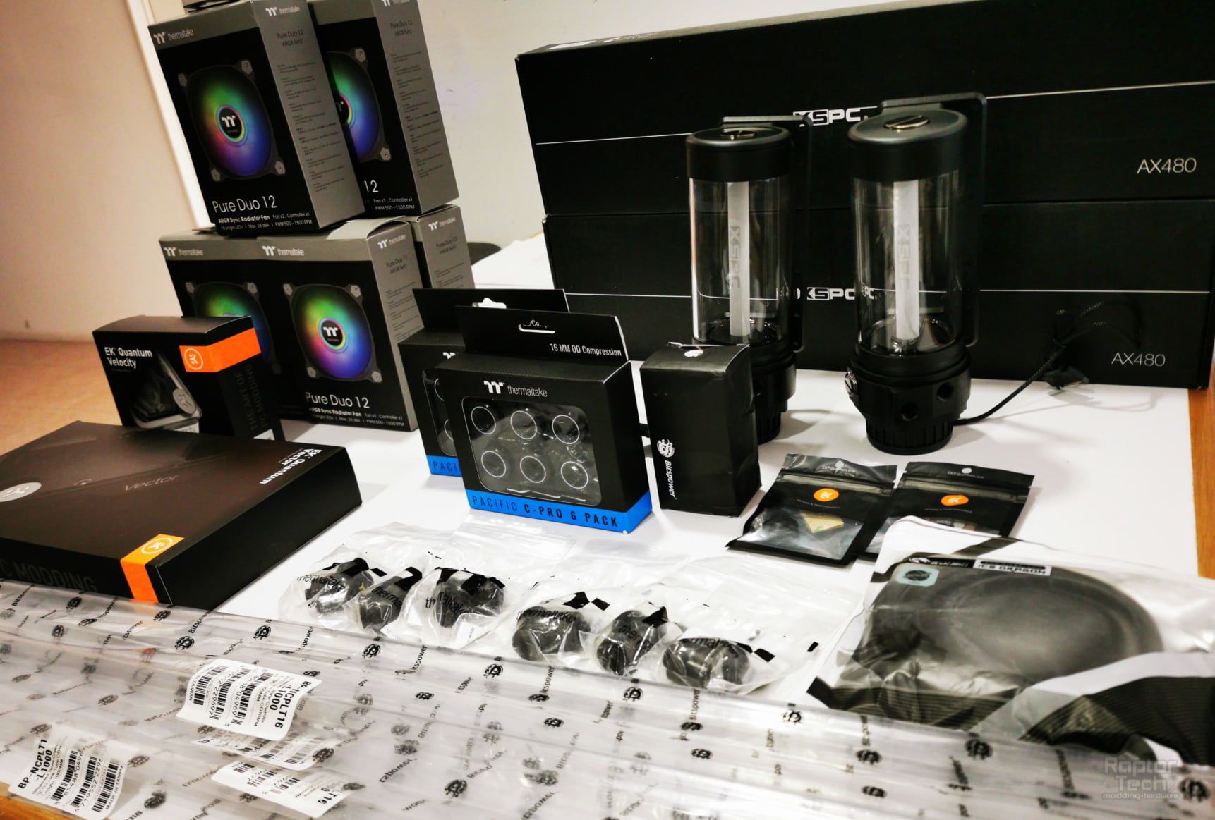 Un nuevo Custom Loop esta a... - Raptor Tech Modding/Hardware