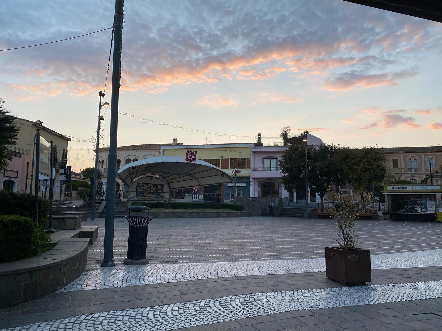comune-di-pula-pula-8-aprile-2020-piazza-del-popolo-ai-facebook