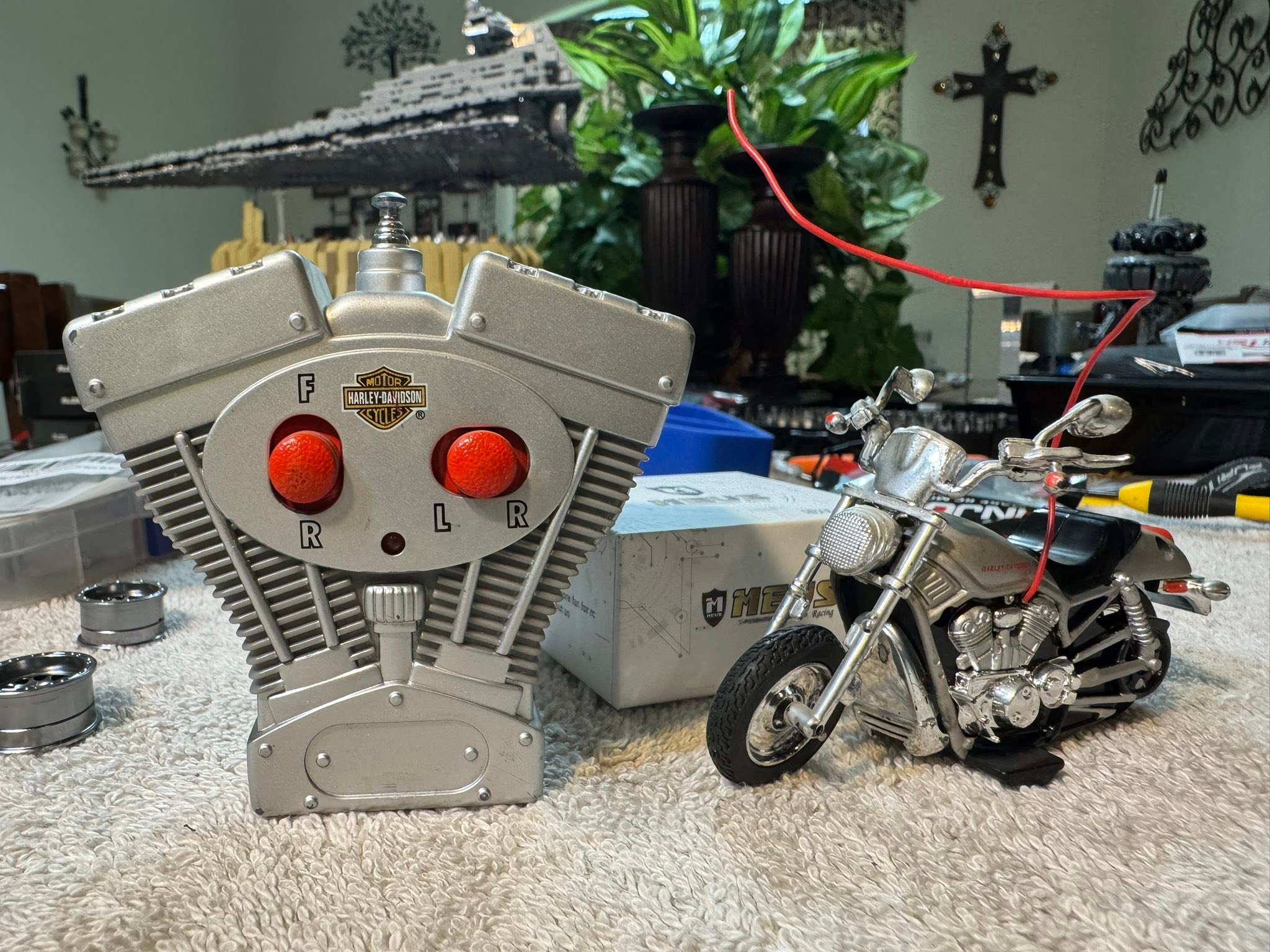 Vintage RC models found: 1:24 Harley-Davidson and 30-year-old ZX-7