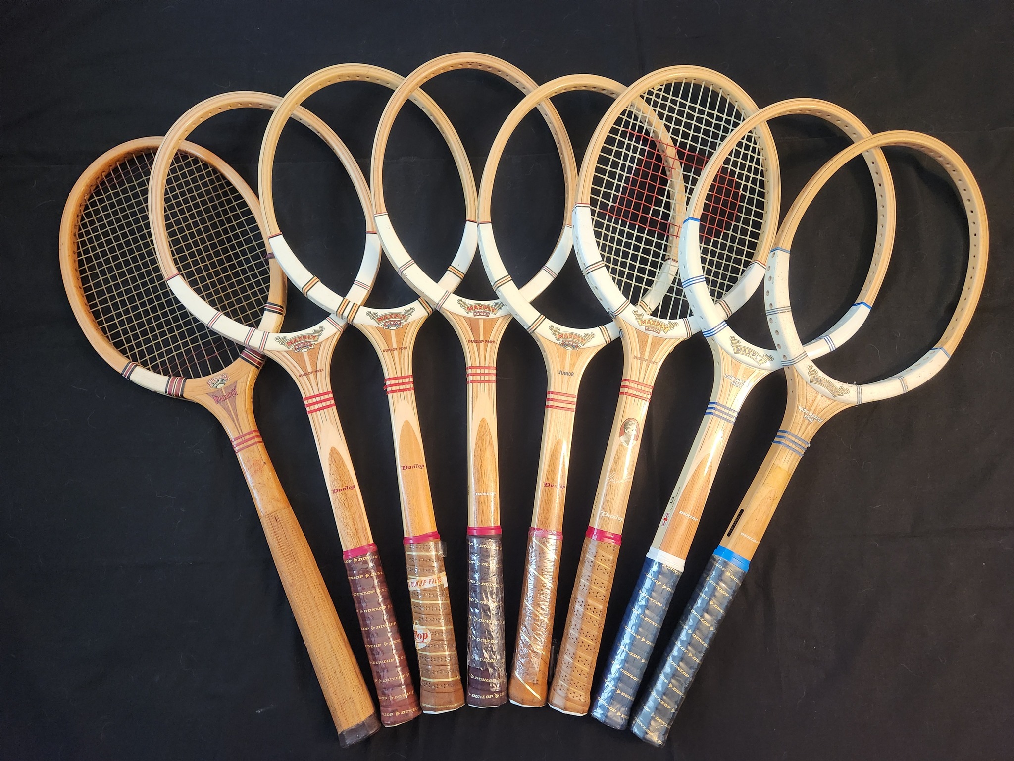 Sharing a side by side comparison of the Dunlop Max 200G and the