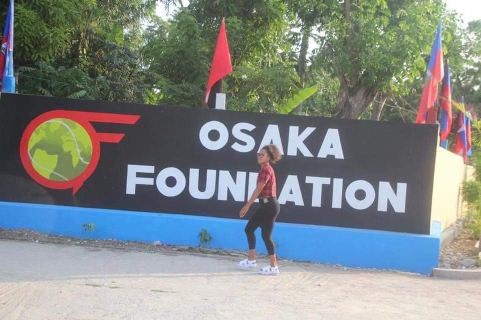 Naomi Osaka spends time with kids at Osaka Foundation in Haiti