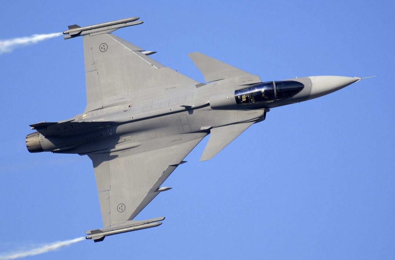 Área Militar - Sistemas de Armas - Saab JAS-39 Gripen JAS 39 Gripen é ...