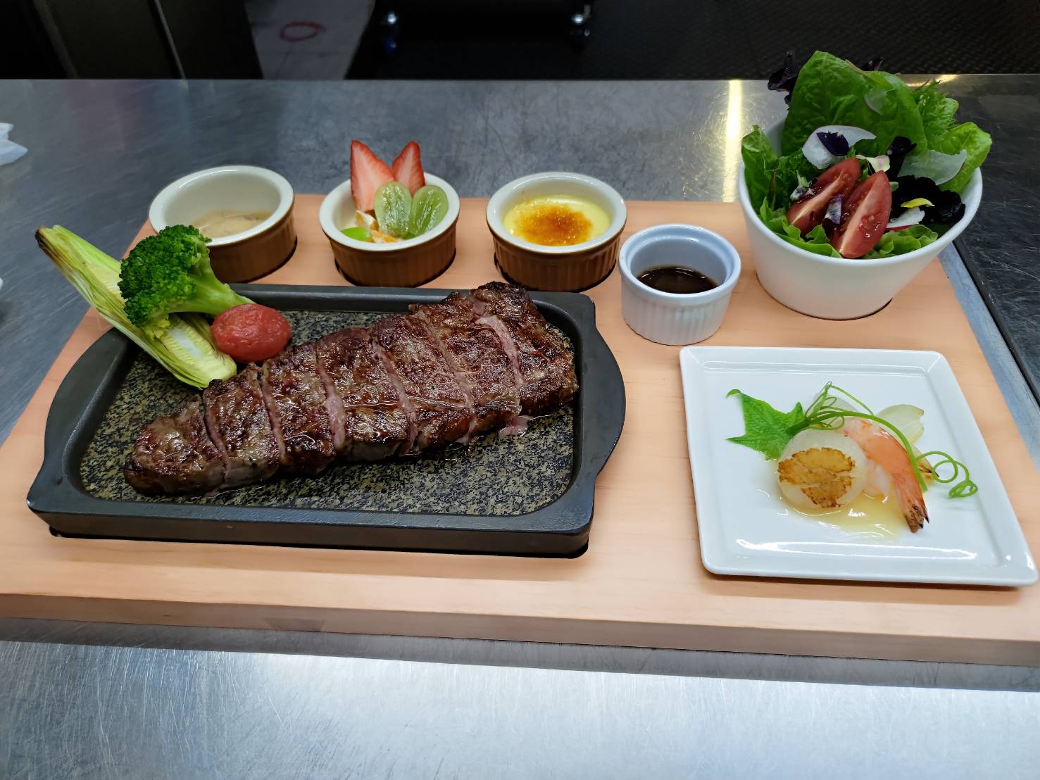 老饕a+岩燒牛排 | Hualien City