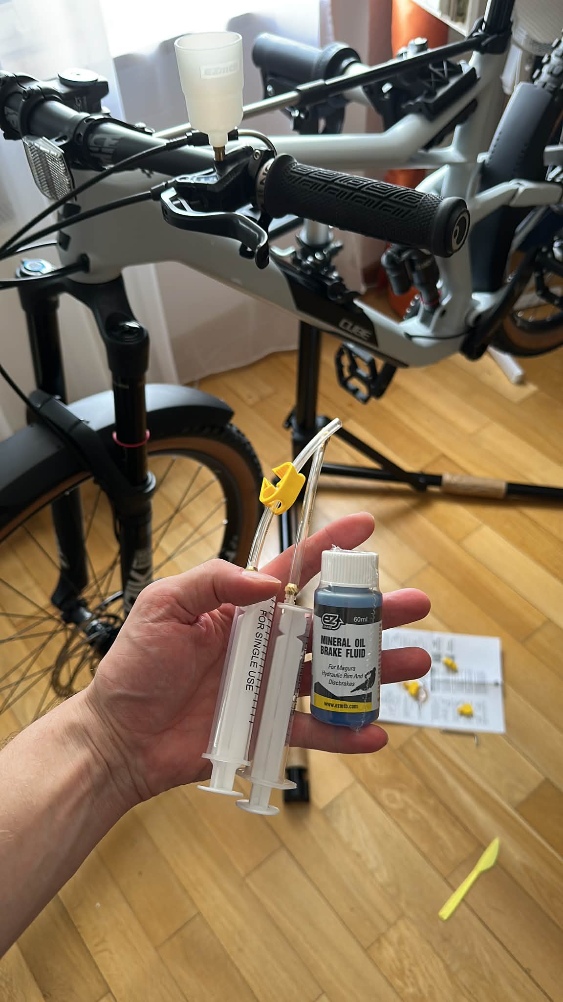 fahrradhandschuhe herren gel Fahrradhandschuhe, halbe Finger, Fahrradhandschuhe, Gel, stoßfest, rutschfest, atmungsaktiv, Halbfinger, Fahrradhandschuhe, Herren, Flaschenhalter Satz:Getränkehalter + Radträger 2er Set Fischer VIATOR 6.8i Trekkingrad