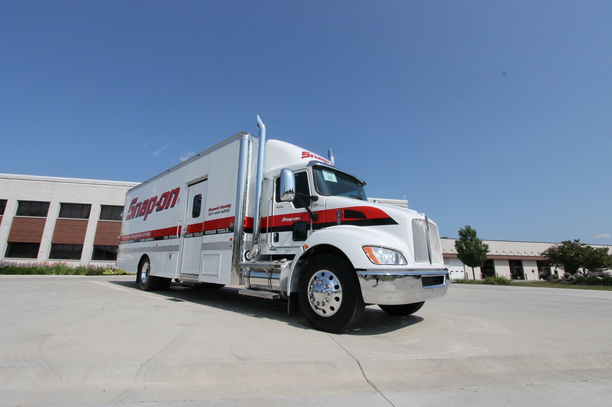 Ldv's custom 22ft mobile tool store for Snap-on Tools