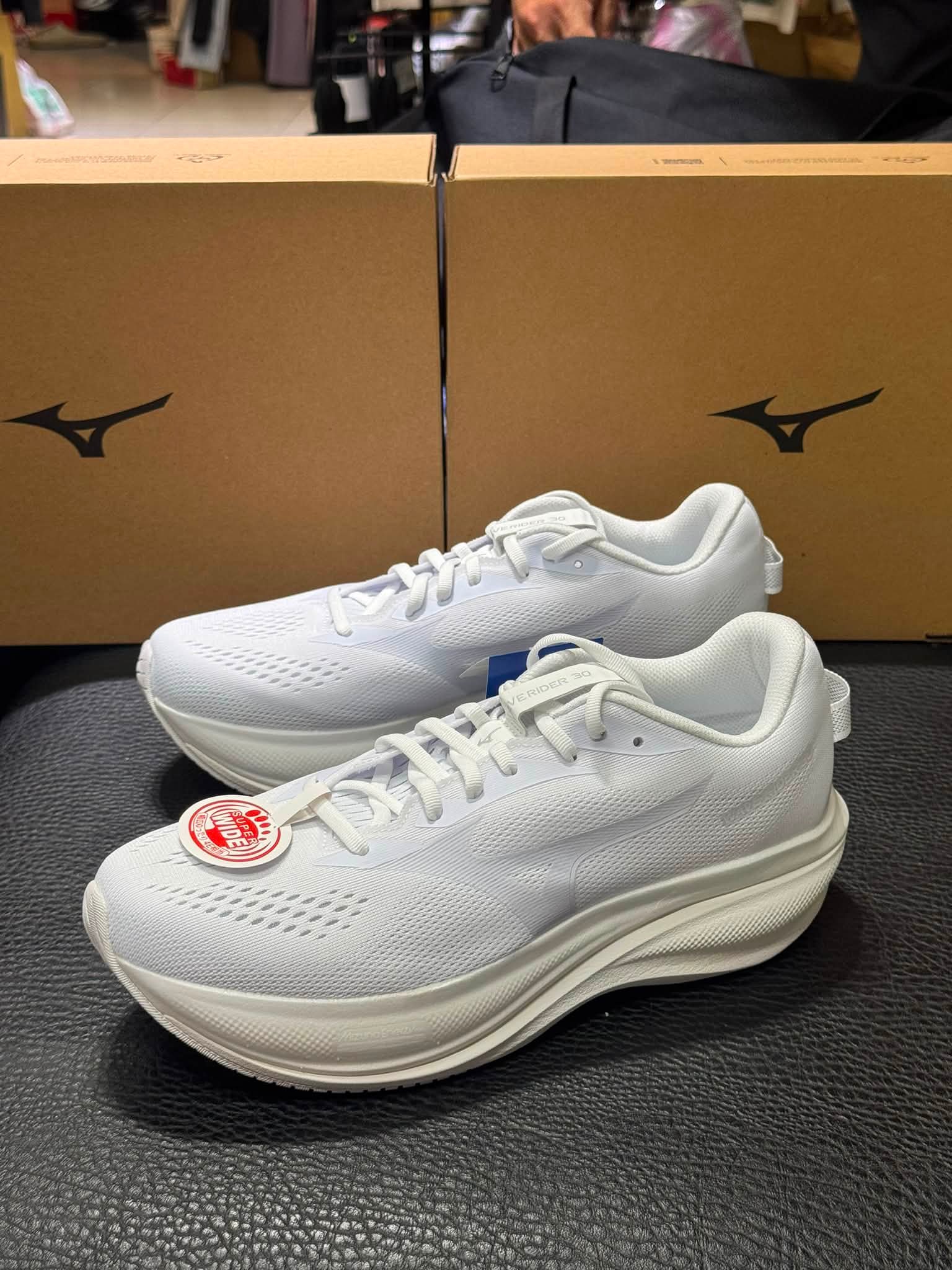 球鞋買賣交易👟 | Facebook