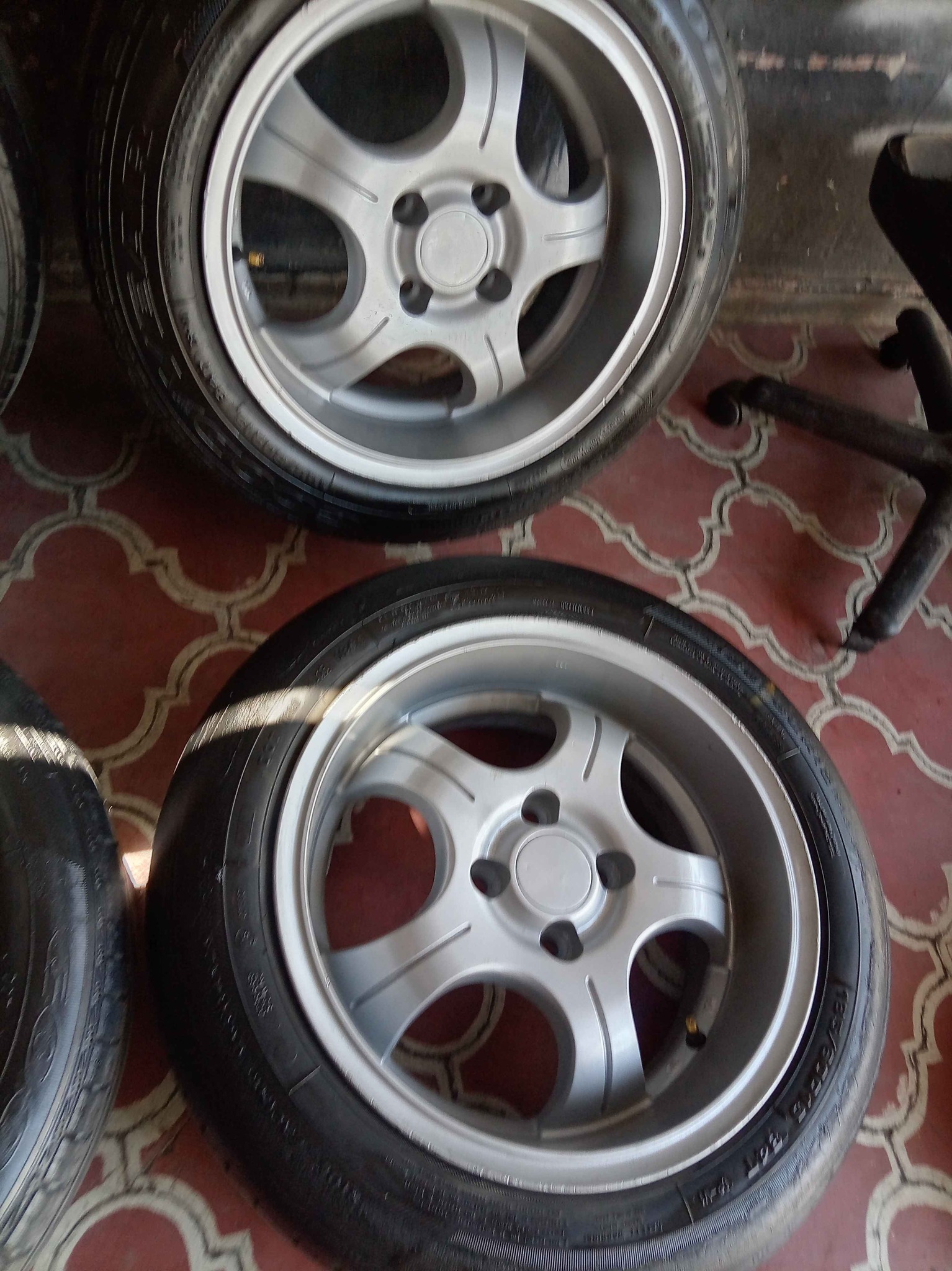 Vendo juego de Rines 15s 4en100 - Car Wheels, Tires & Parts - León ...