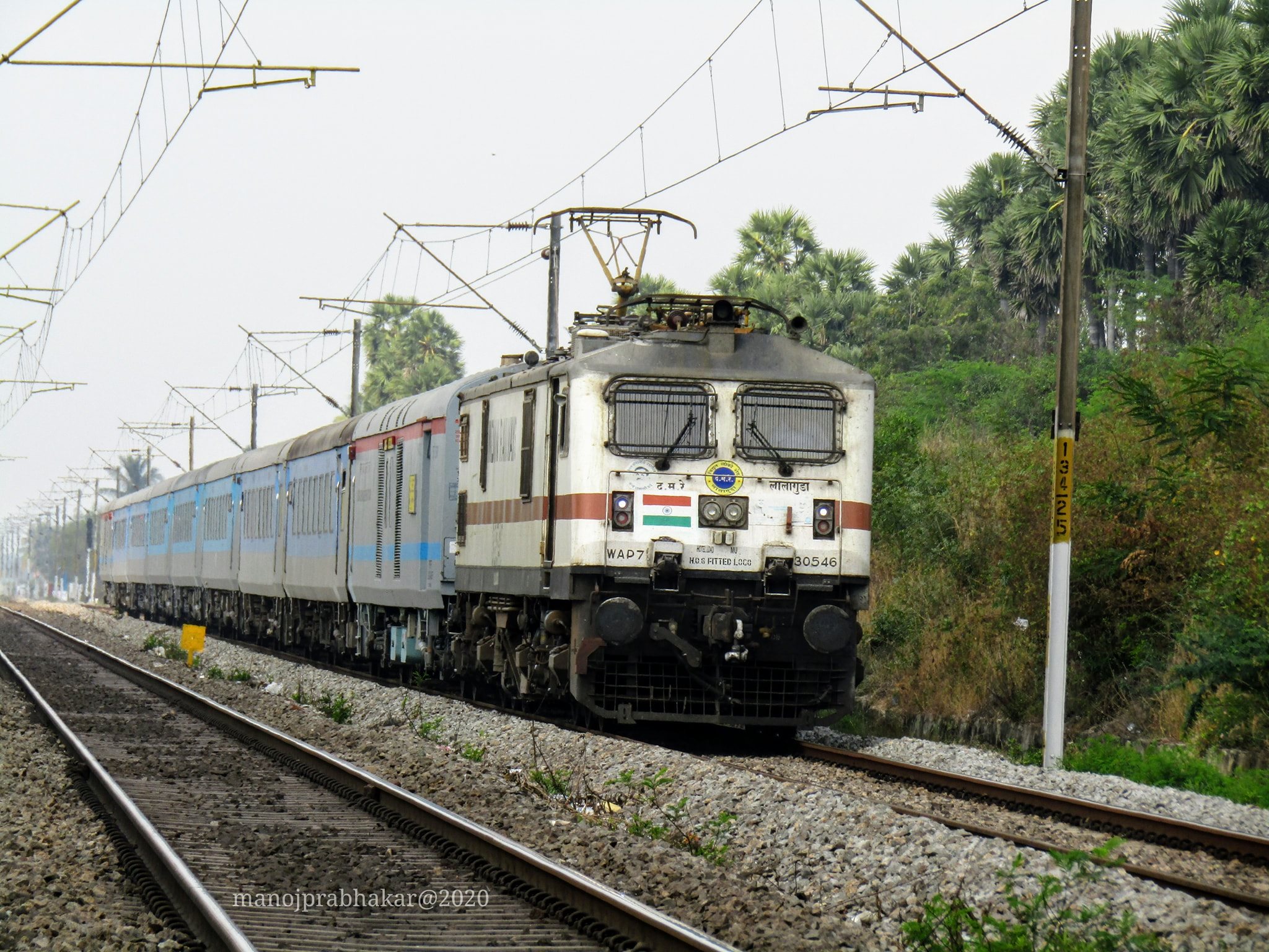 Indian Railways-DIESEL/ELECTRIC LOCO SHED