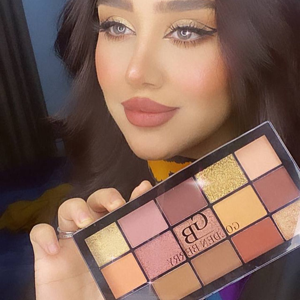 كوزمتك صفاء - 😍 باليت شدو ماركة كولدن بيري 😍 هذا اللوح...