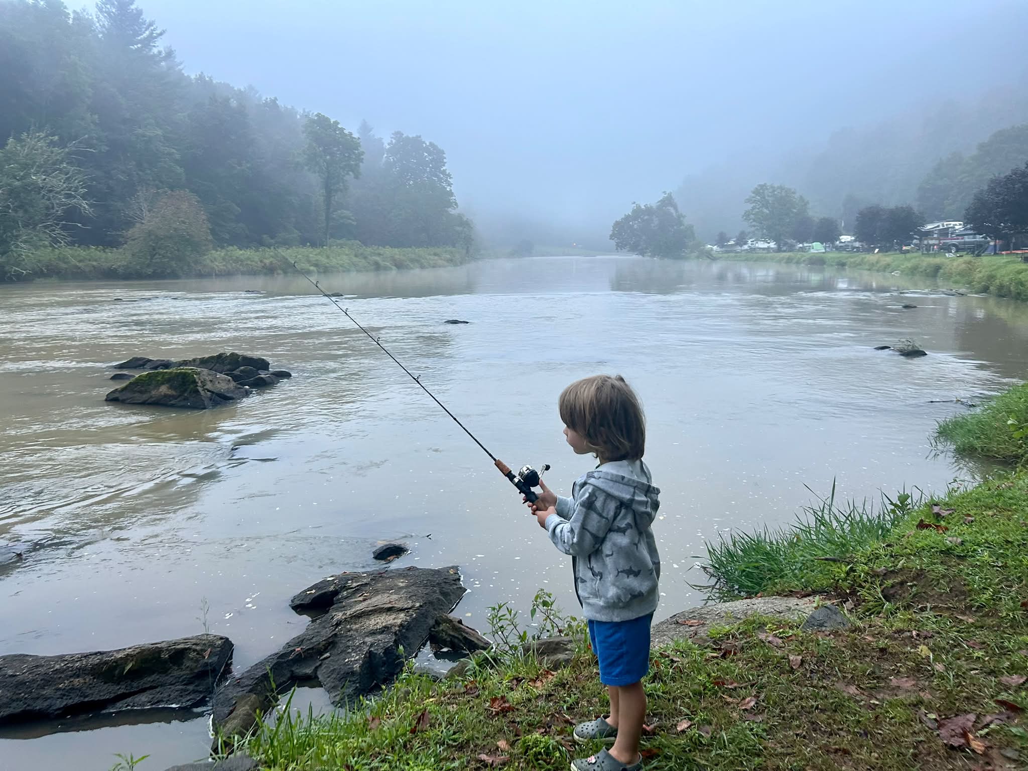 6 inches fishing pole SharpShooter SIX Take your adventures off Rod & Reel Combo's MH6000, 15lb Spinning Fishing Option:Esa Gill