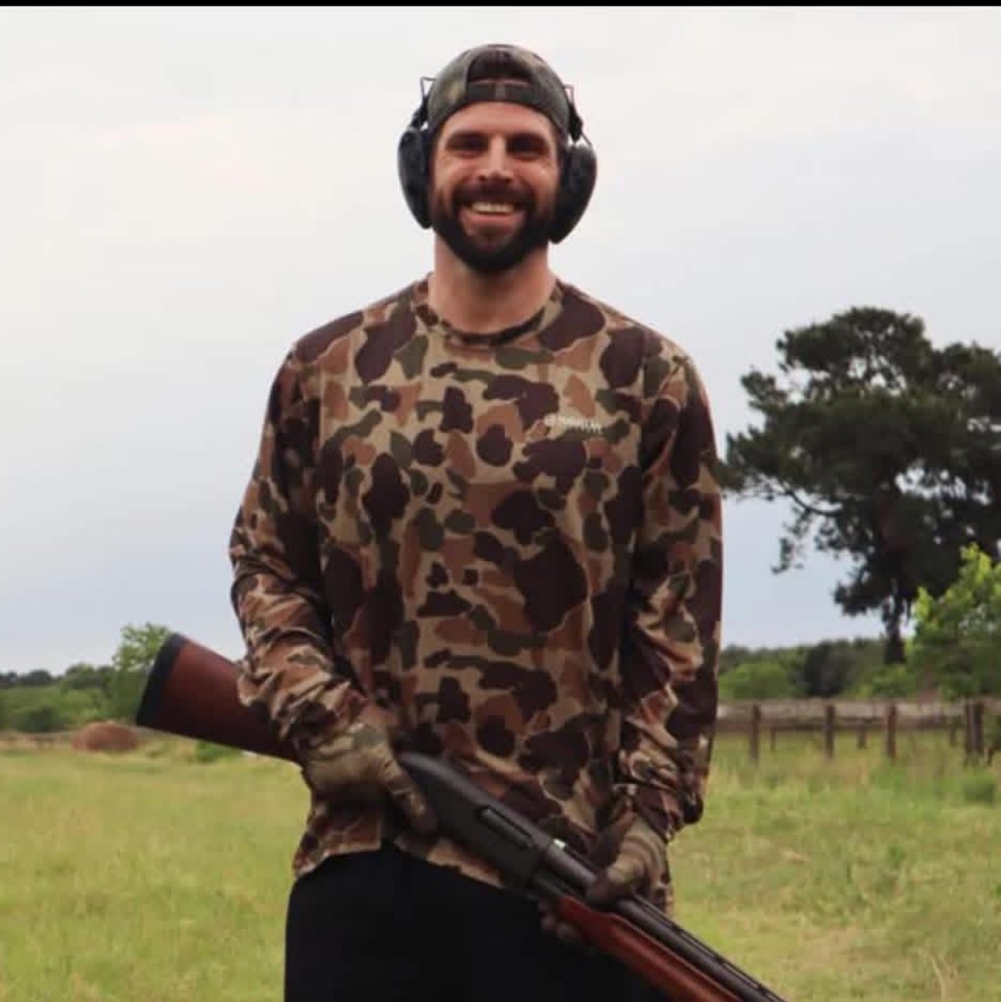 Ooooo weeeee dove hunting season is almost here! #hunting #guns # ...