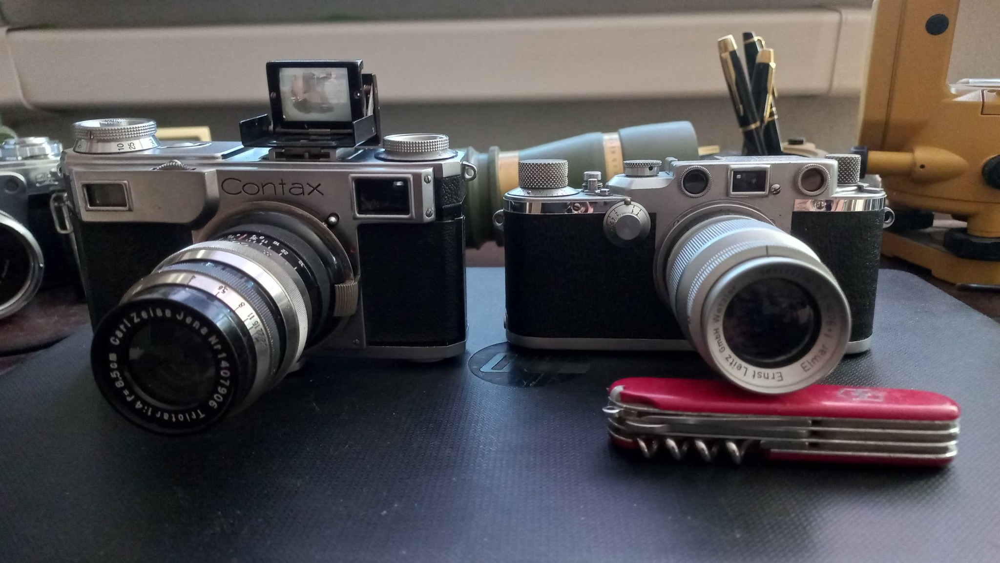 Yashica/Contax Zeiss Lenses Dealer Notebook Pages You can view