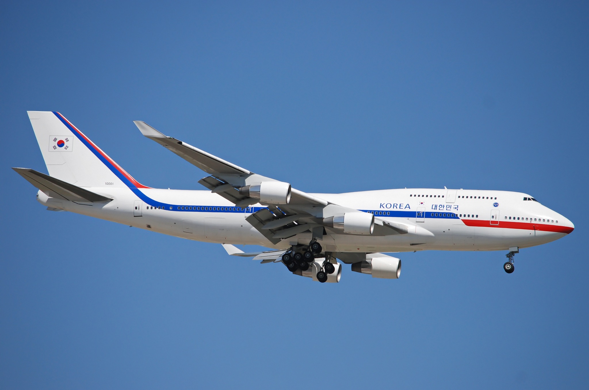 全日空商事　B767　JA618A JA618A（登録記号）ANA・全日空 Boeing 767-300ER。羽田空港A滑走路。