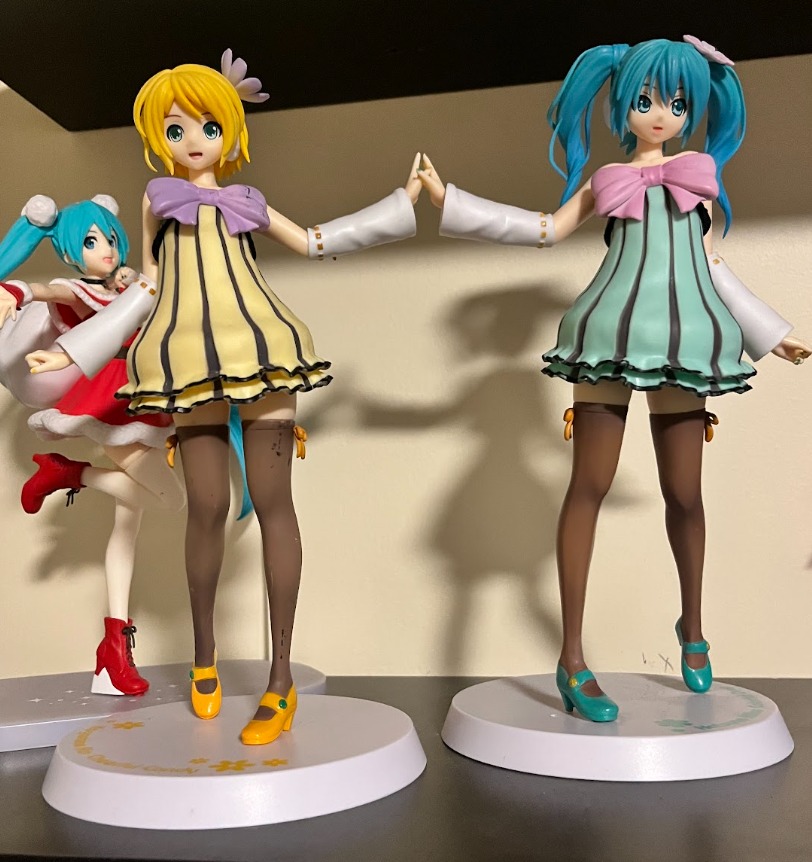 OOB Vocaloid Prize Figures Hatsune Miku and Kagamine Rin Sega Christmas ...