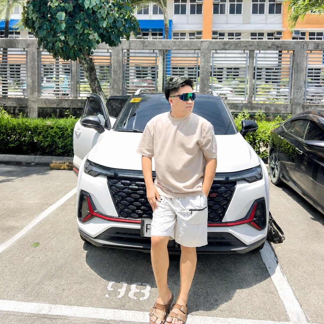 POV : Nag visit ka sa bahay ni client na Sobra sobra maghingi nang ...