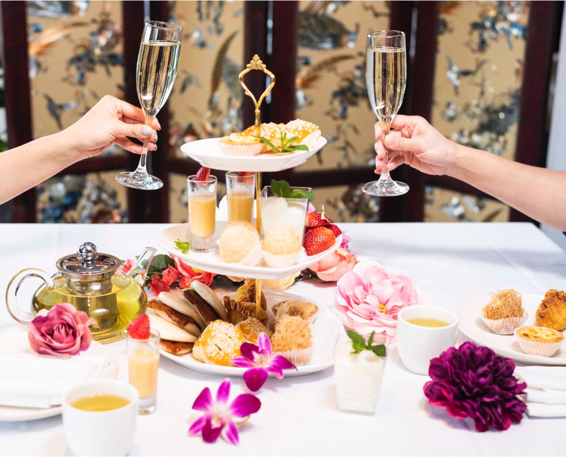August Afternoons are Tea-lightful! 🫖 🍋 💕 ✨ Join us for an