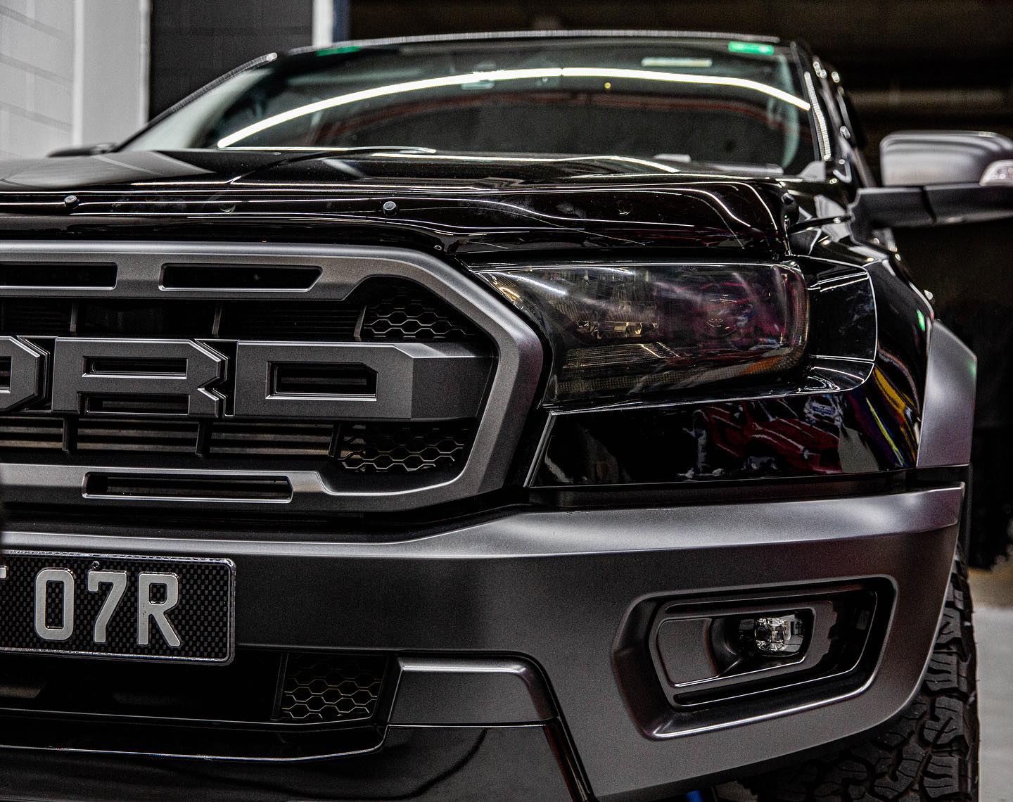 AutoWrapz - Black on black! This murdered out Ford Raptor...