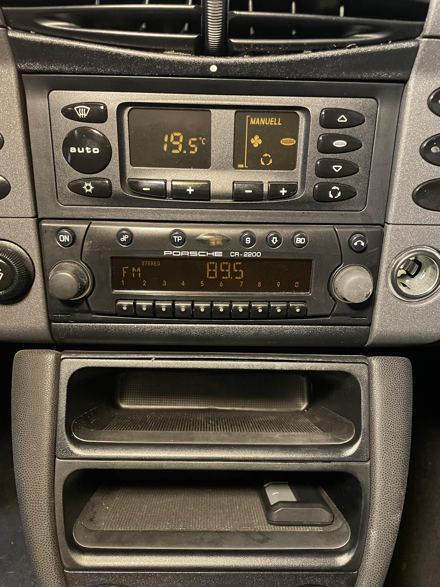 Where to find the original 1999 CD changer for Porsche 996?