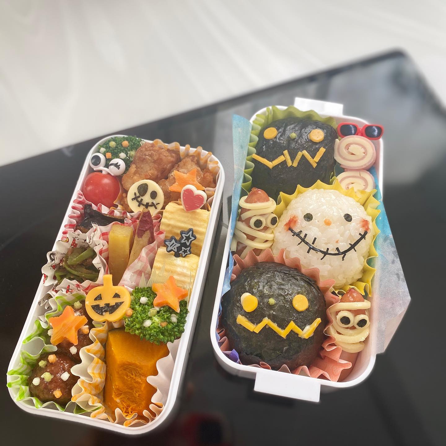 隠れ家サロン アミール宝塚 美肌専門 校外学習の小学生長女のお弁当 キャラ弁 ハロウィン まだキャラ弁言いますか 2段弁当のキャラ弁は蓋をするとやばい きっと蓋を開けたらおにぎりの顔なくなってる ある意味ほんまのホラー Facebook