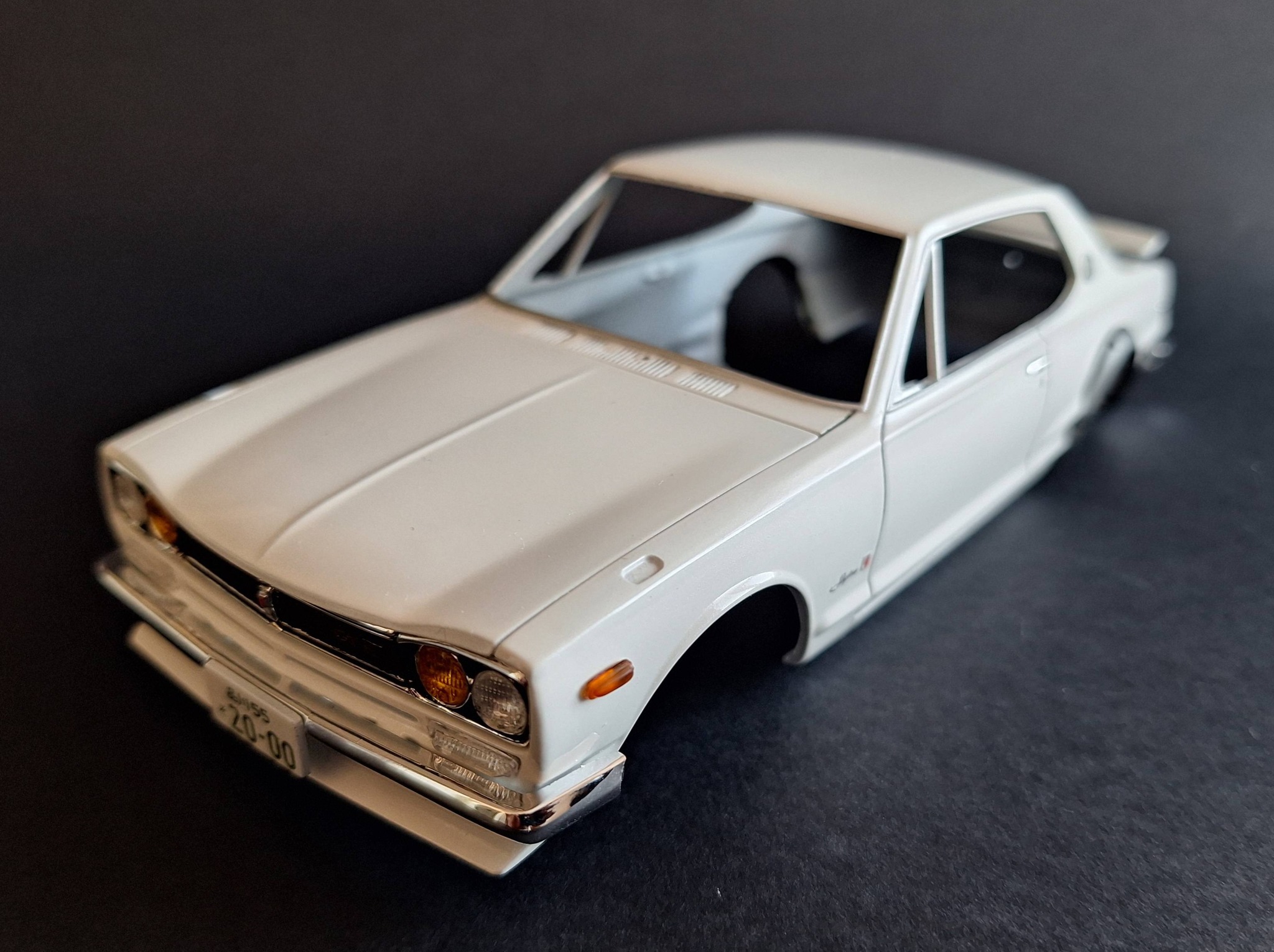 Hakosuka Dark Silver! Preorder Now! IG4032 1/18 Nissan Skyline