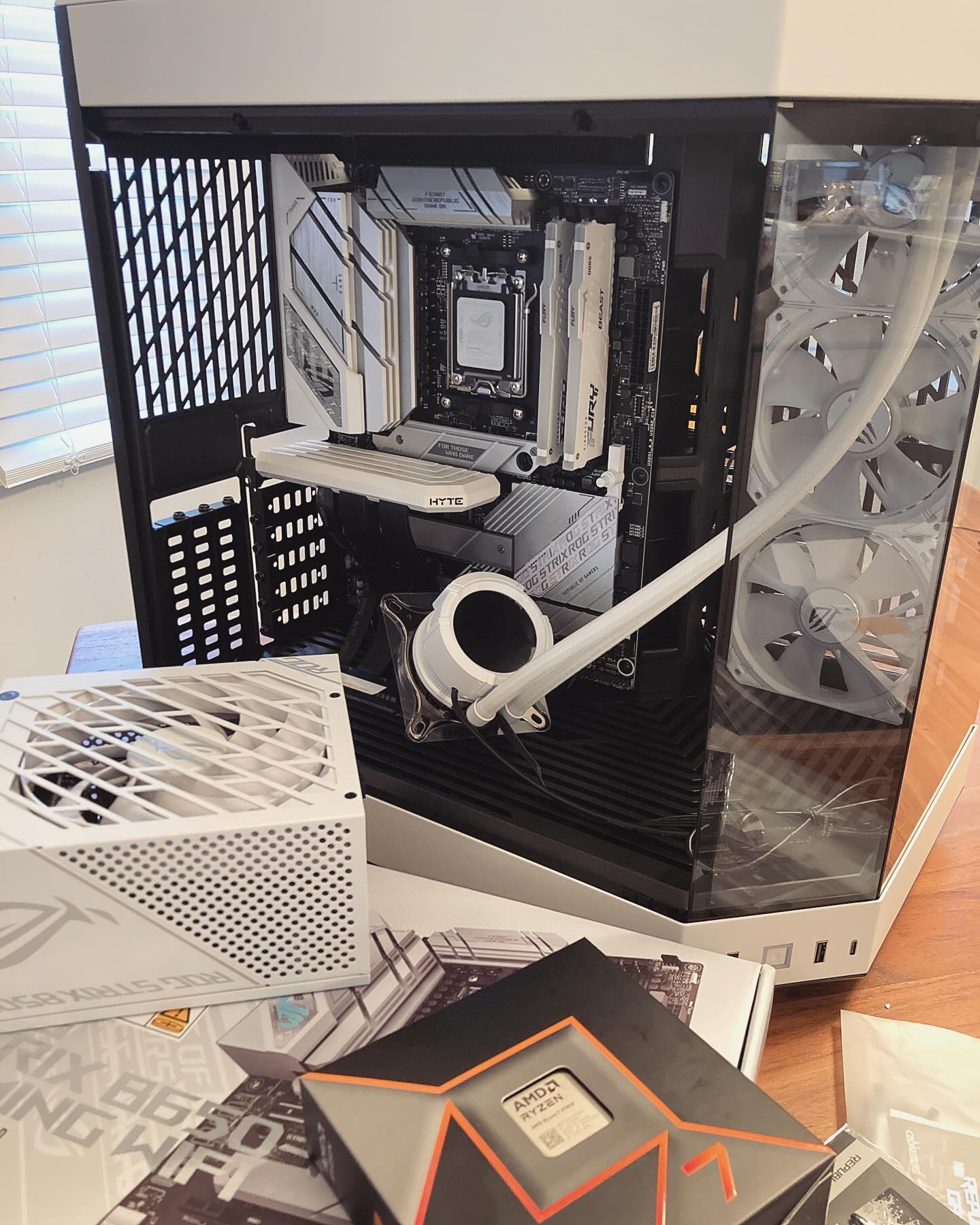 Pc, Gaming, Setups, and building advice. | New to the group, also my ...