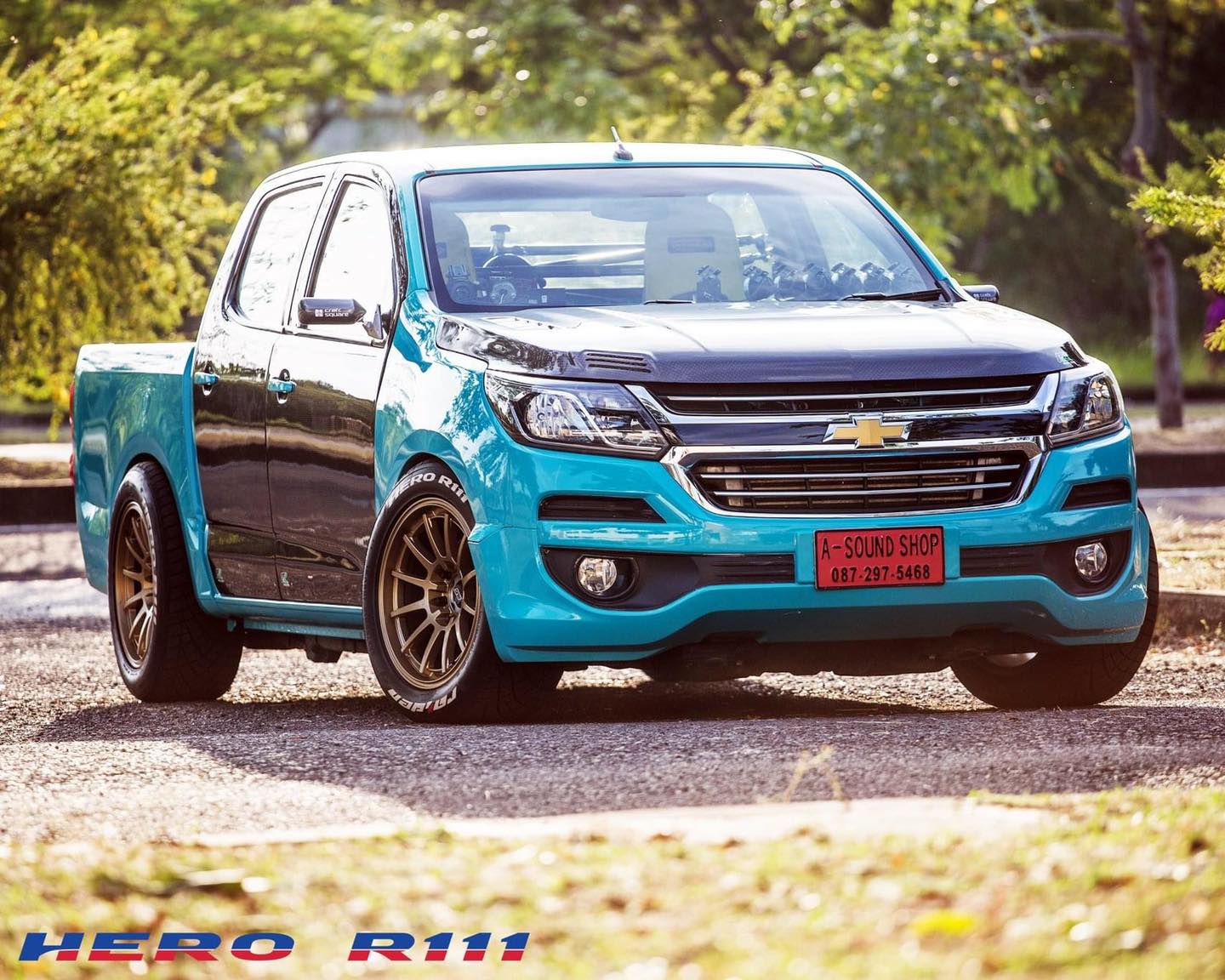 หล่อแรง แซงทางโค้ง HERO R111... - Lenso & Raiden Tires