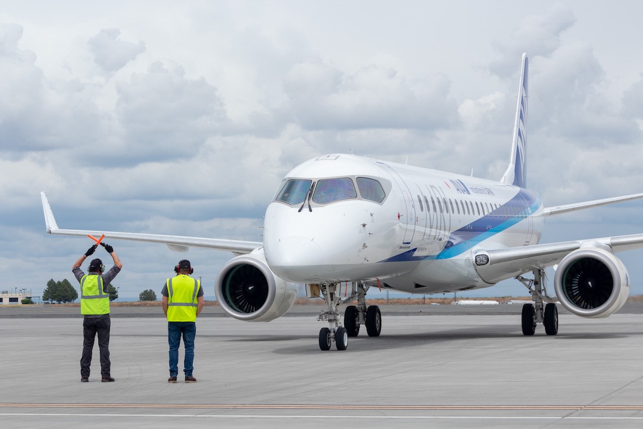 The fourth of four Mitsubishi MRJ90 test aircraft is now flying in