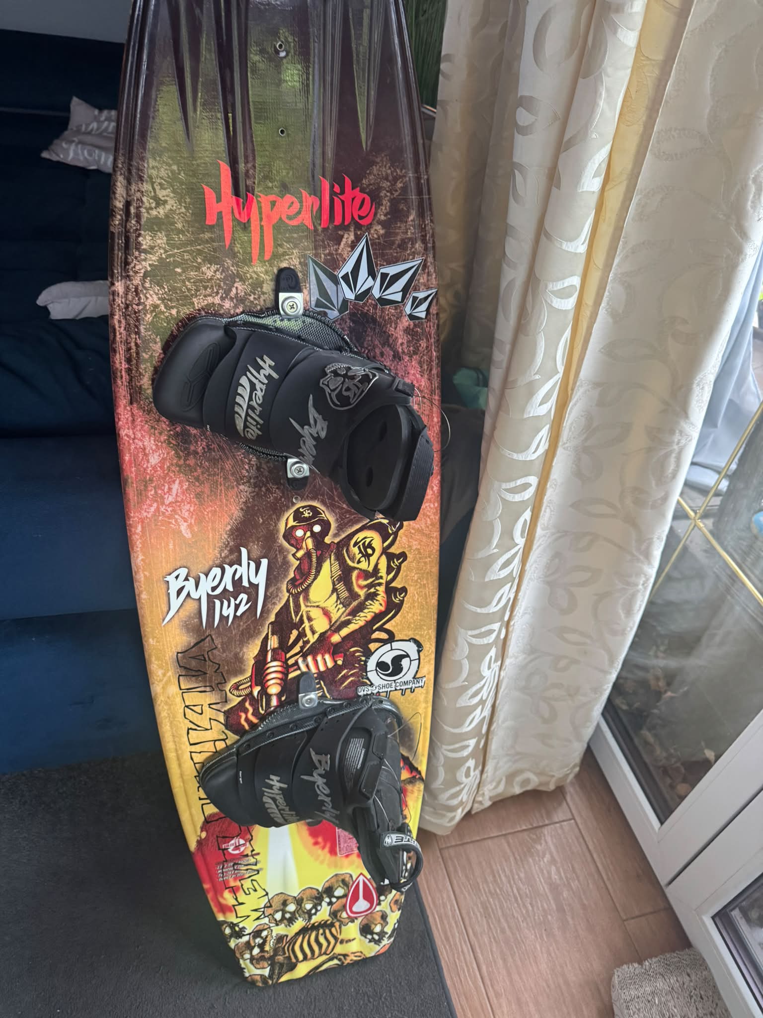 Hello everyone. I bought this beauty yesterday. Does anyone know