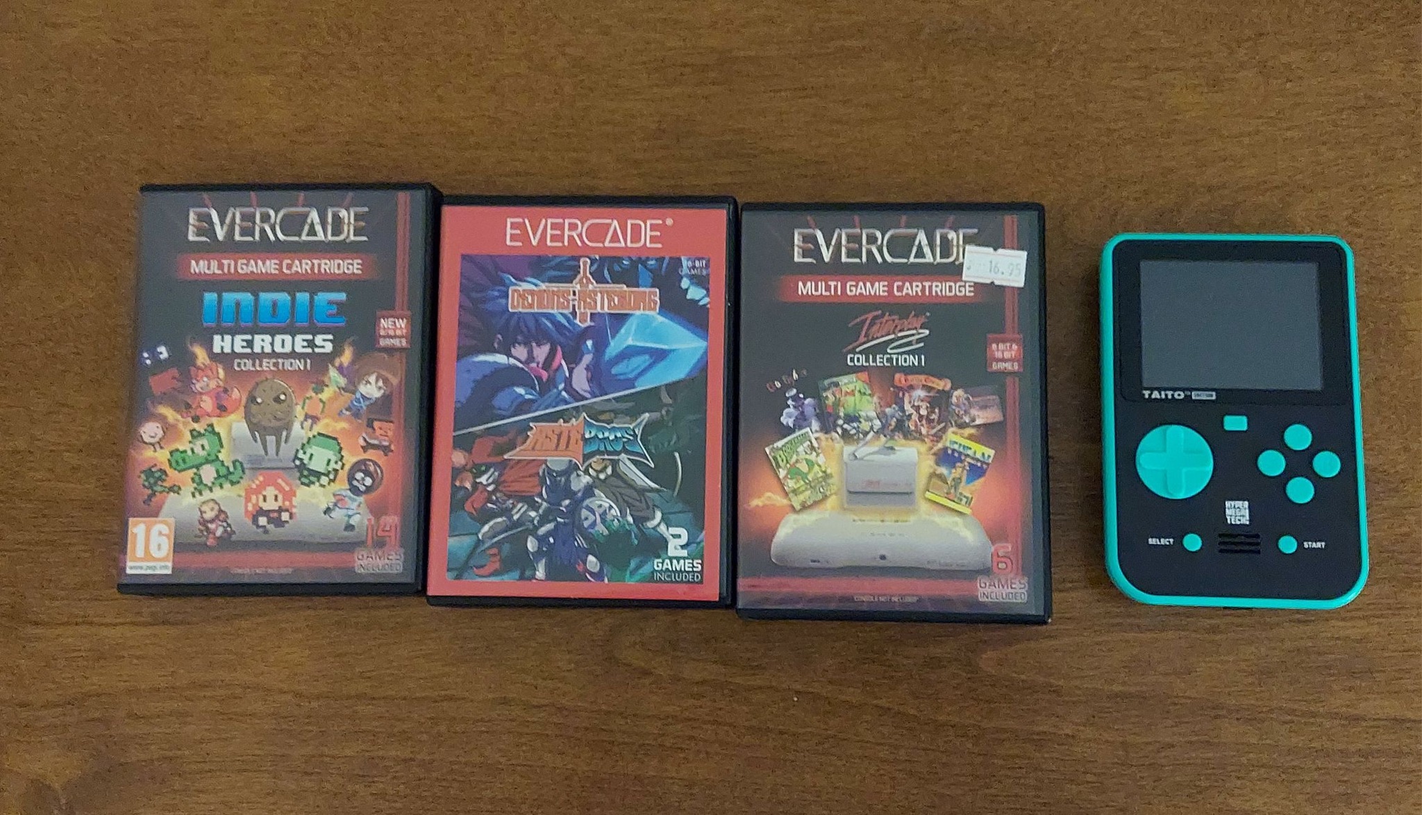 First impressions of Evercade Super Pocket Taito Edition