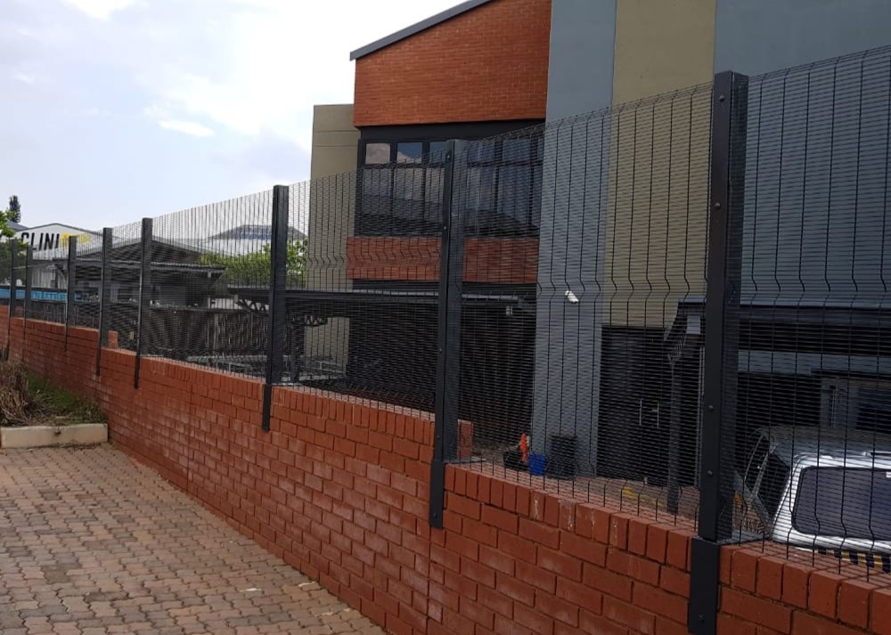 Happy Client!! PureView Fence - Devil Fork Fencing