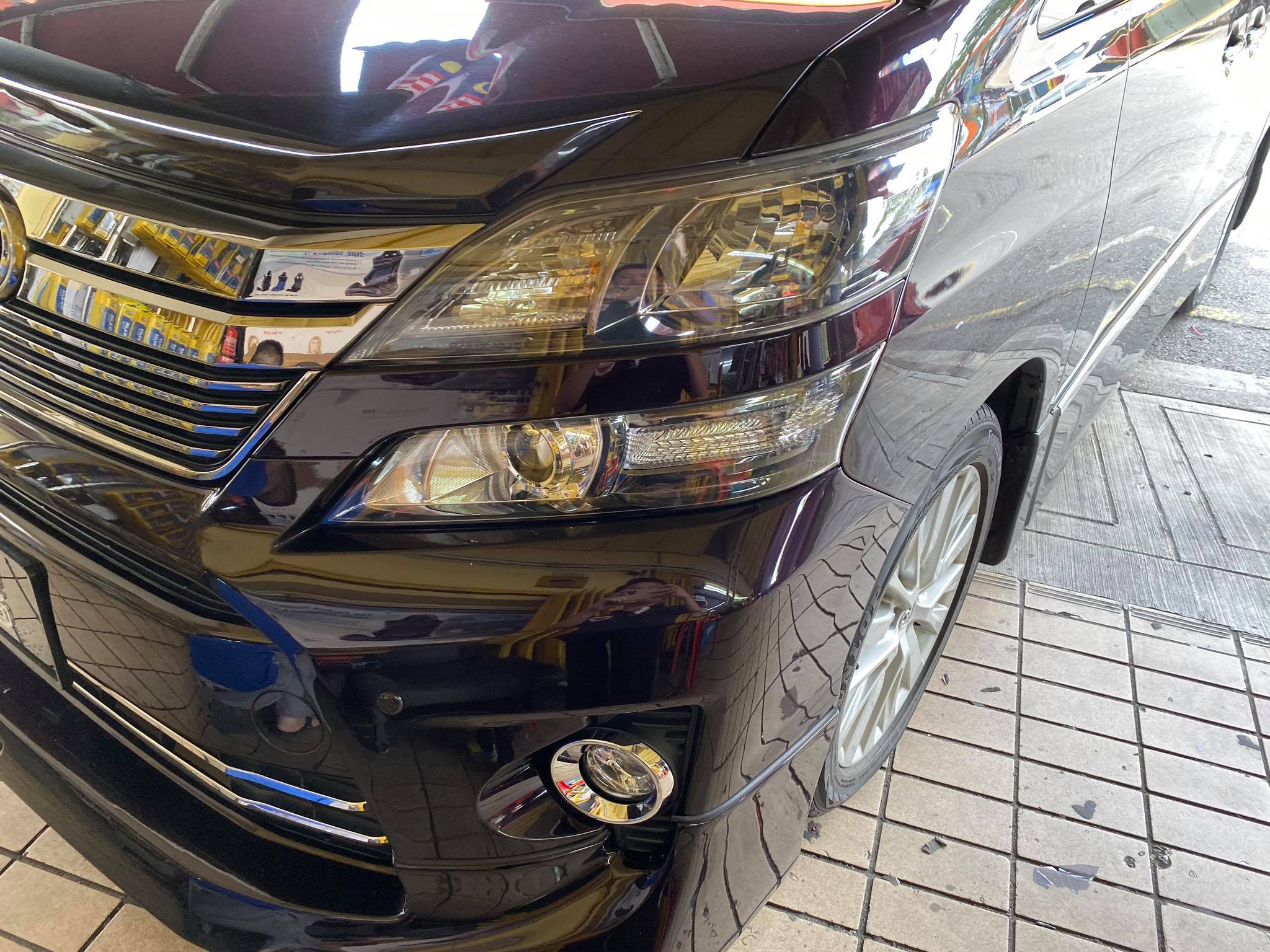 Toyota vellfire anh20 installed Japan Premium Crystal Eye headlamp drl