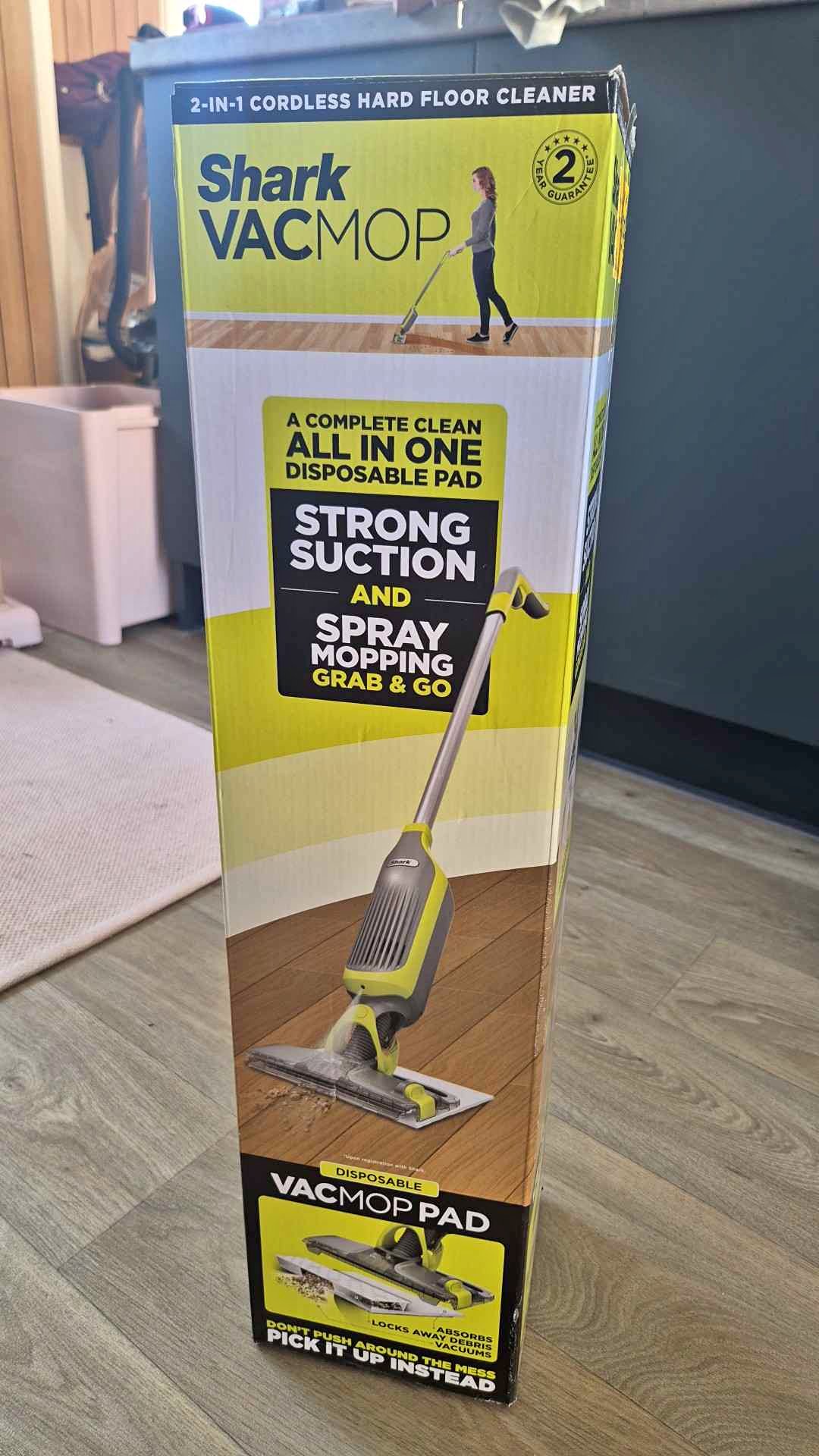 Shark vac mop with 6 pads and floor cleaner included - Stick Vacuum ...