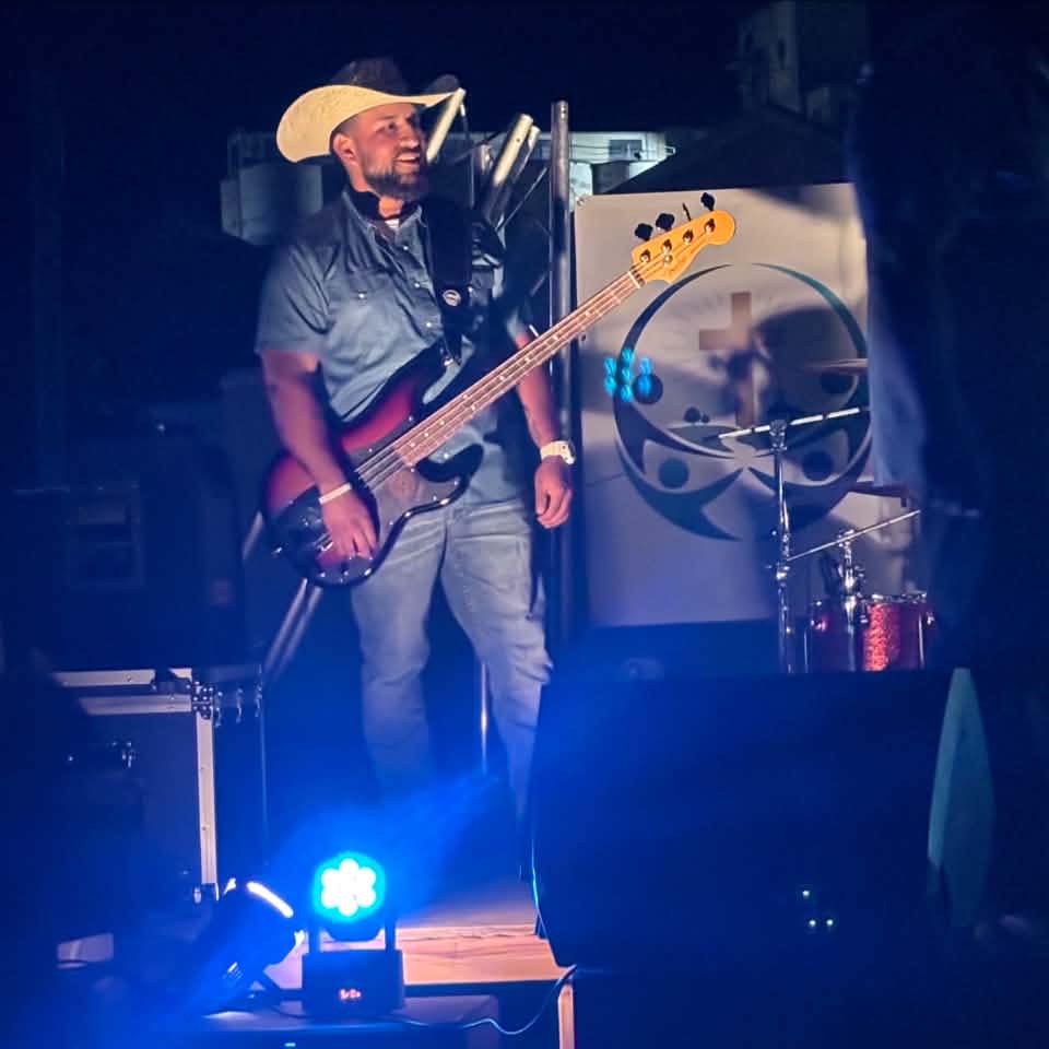 Glimpse of last weekends gig in Sublette Ks 💪🏽🎸 Los Pesados De Cristo ...