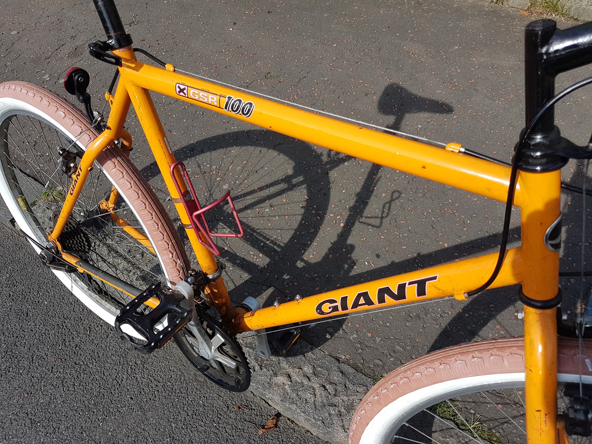 Sold) Giant GSR 100 Bicycle. I recently ordered a pair of the 