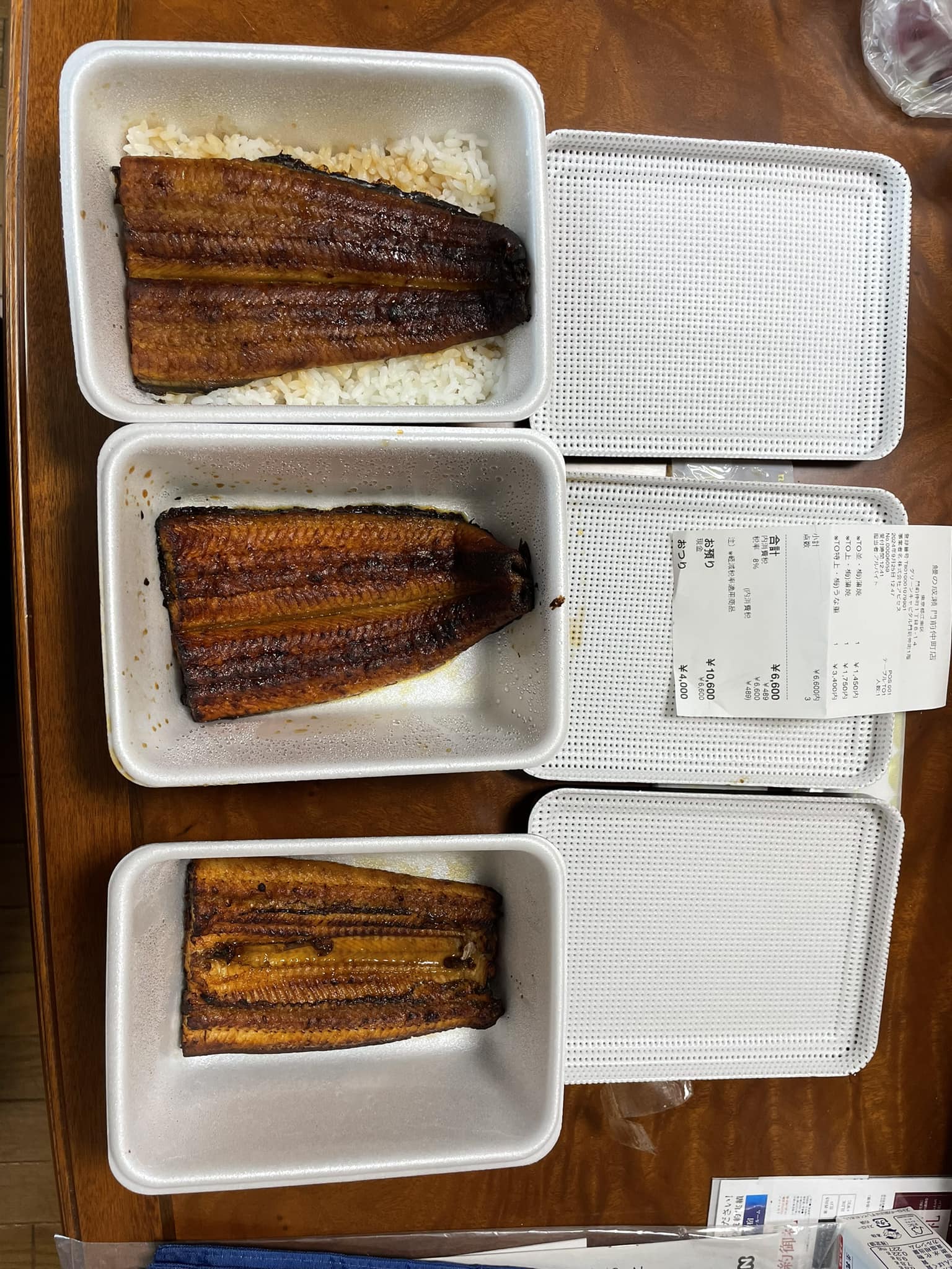 成瀬で、特上、上、並の食べ比べをしてみました。 結果、特上と上は 