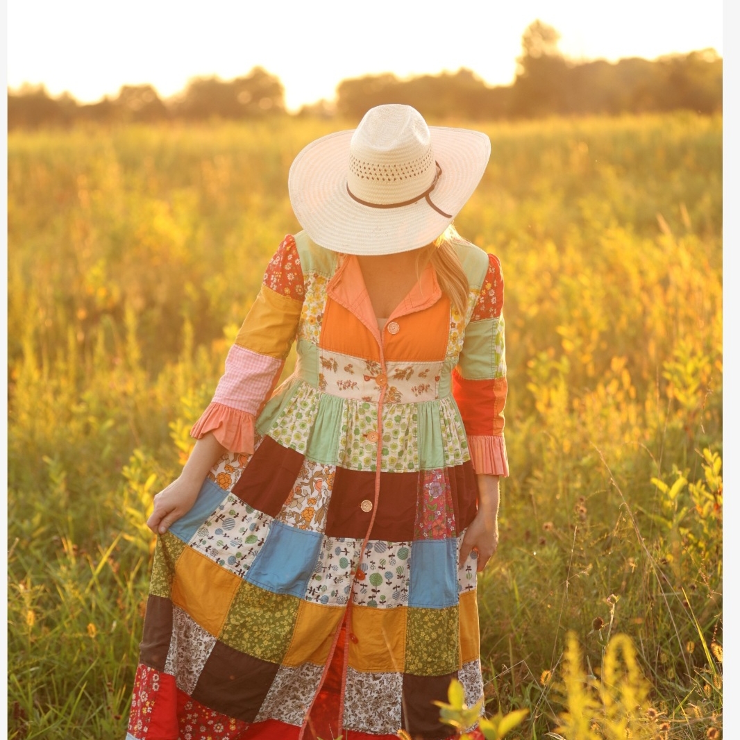 How lovely ️ #sewingproject #supporthandmade #vintagestyle # ...