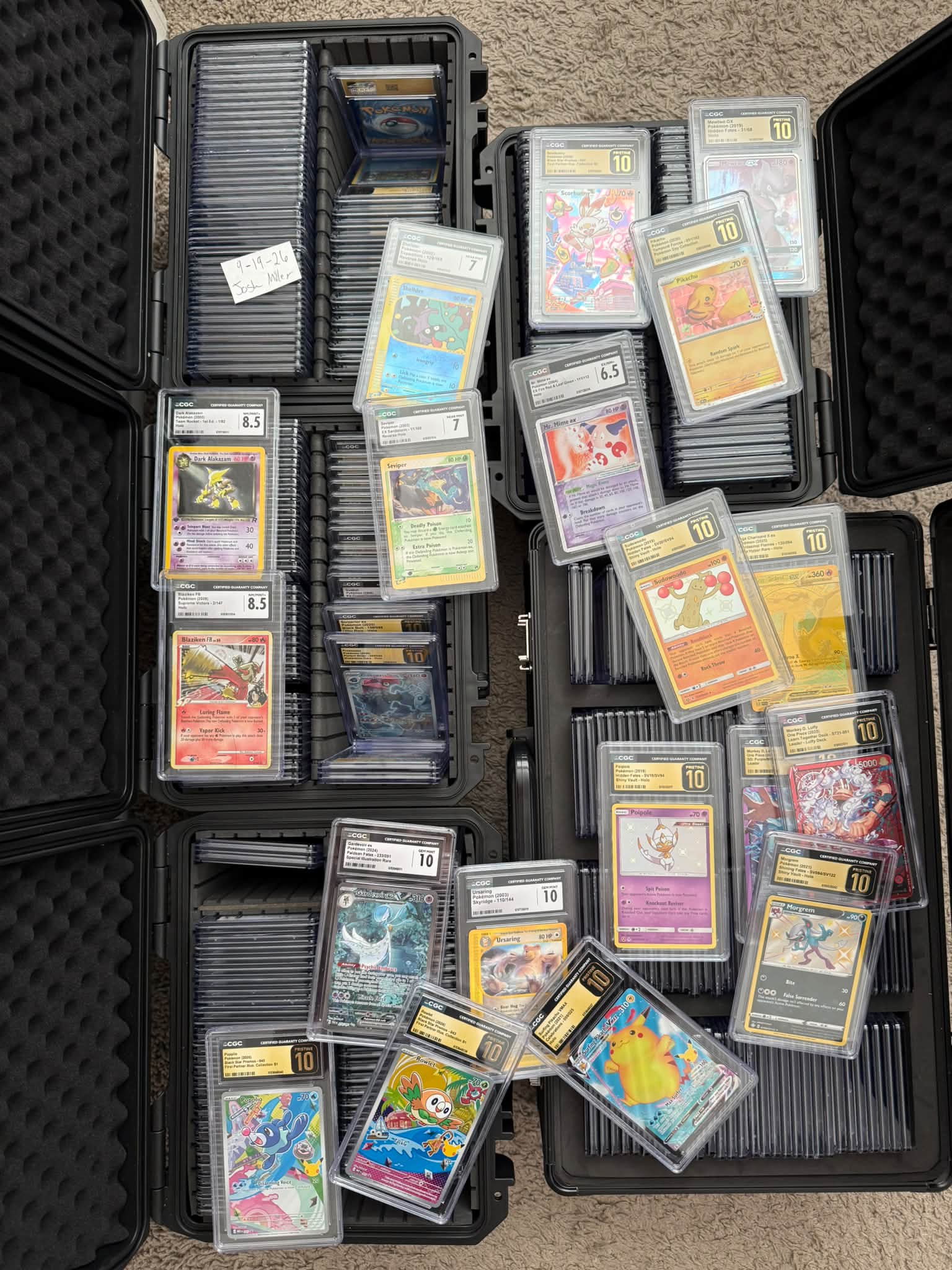 Buying bulk Pokémon cards and collections with trade options