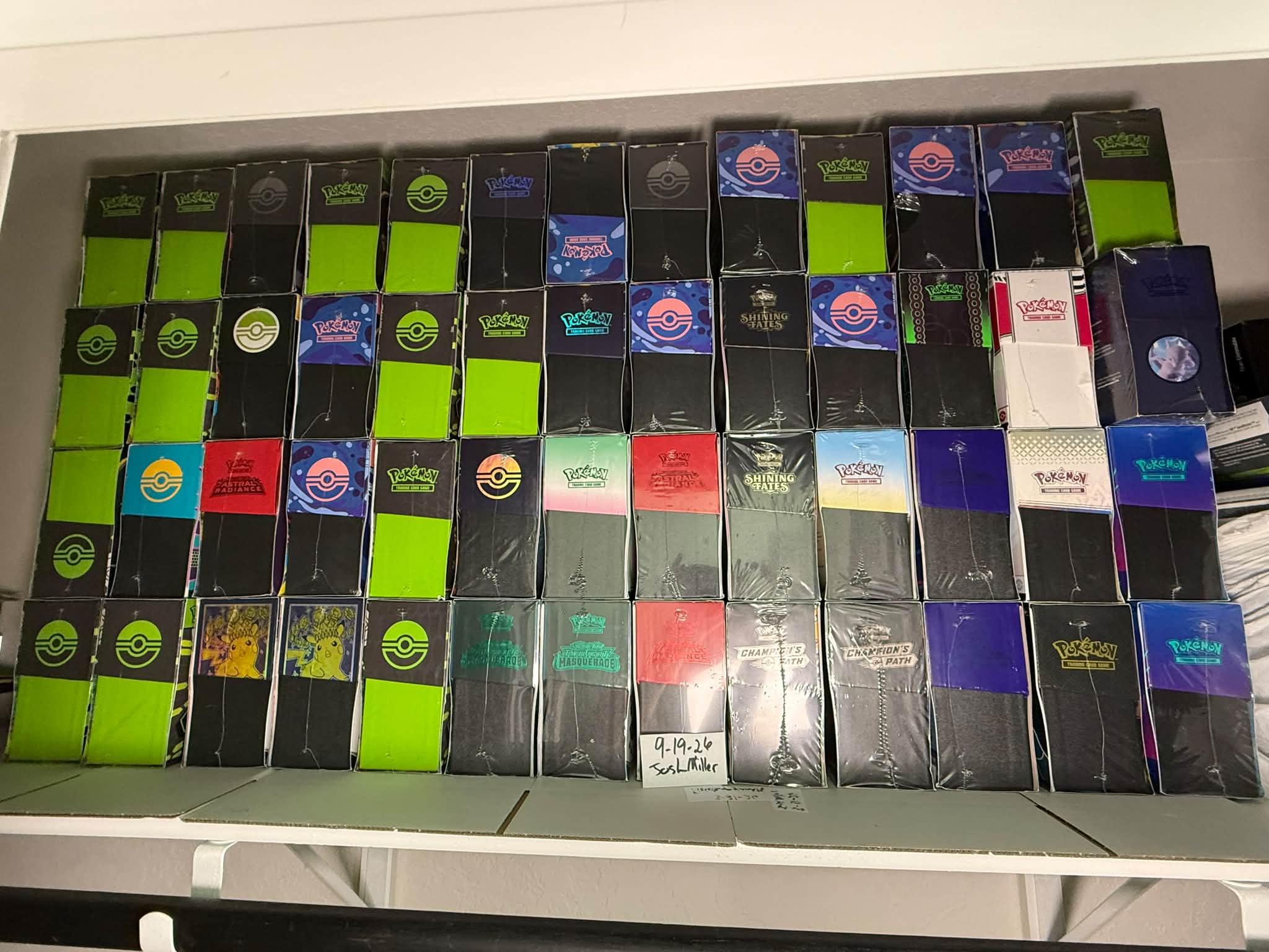 Buying bulk Pokémon cards and collections with trade options