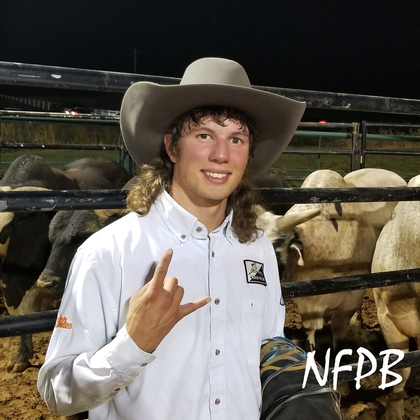 Con... - NFPB - National Federation of Professional Bullriders