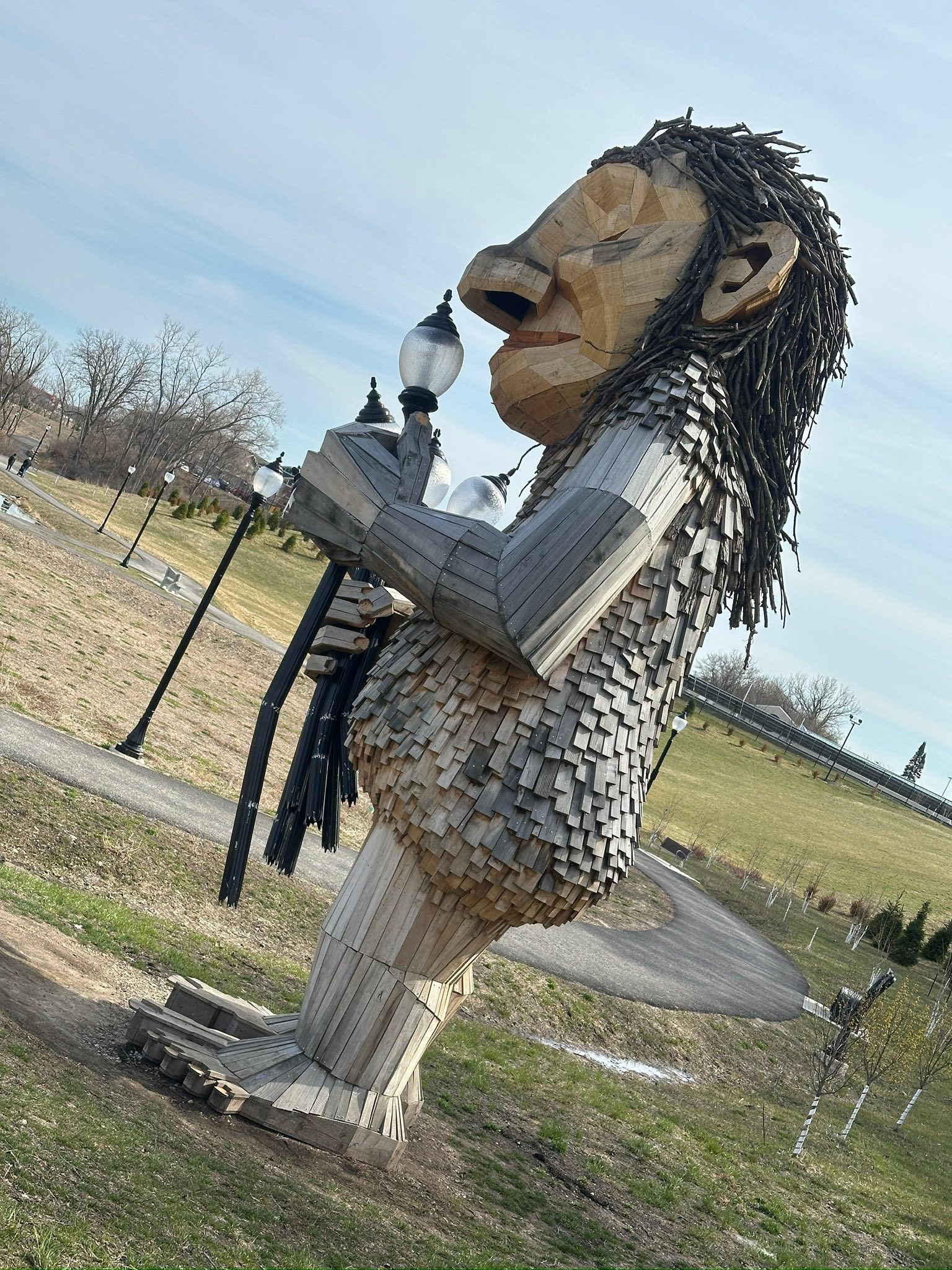 FLEYE（フライ）Troll-569 Firefly park in Wauwatosa, Wisconsin review